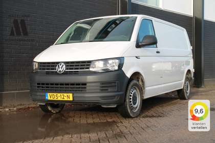 Volkswagen T6 Transporter 2.0 TDI EURO 6 - Airco - Cruise - € 13.900,- Excl.