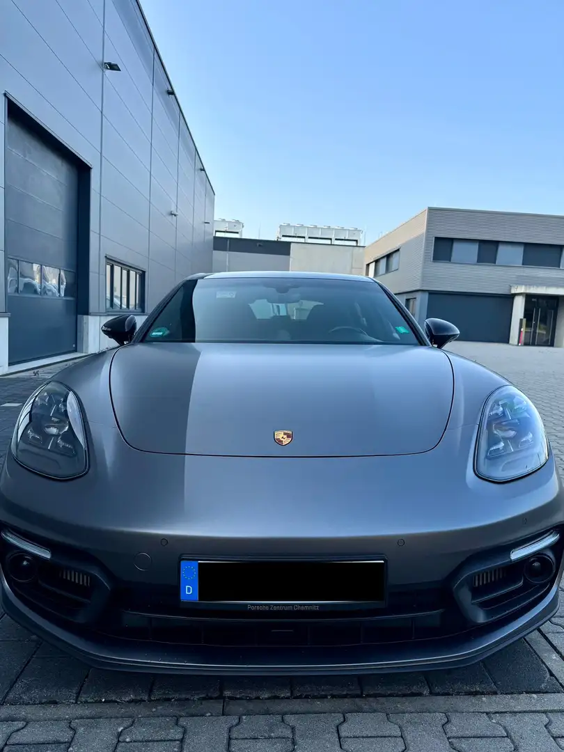 Porsche Panamera 4 S E-Hybrid Чёрный - 1