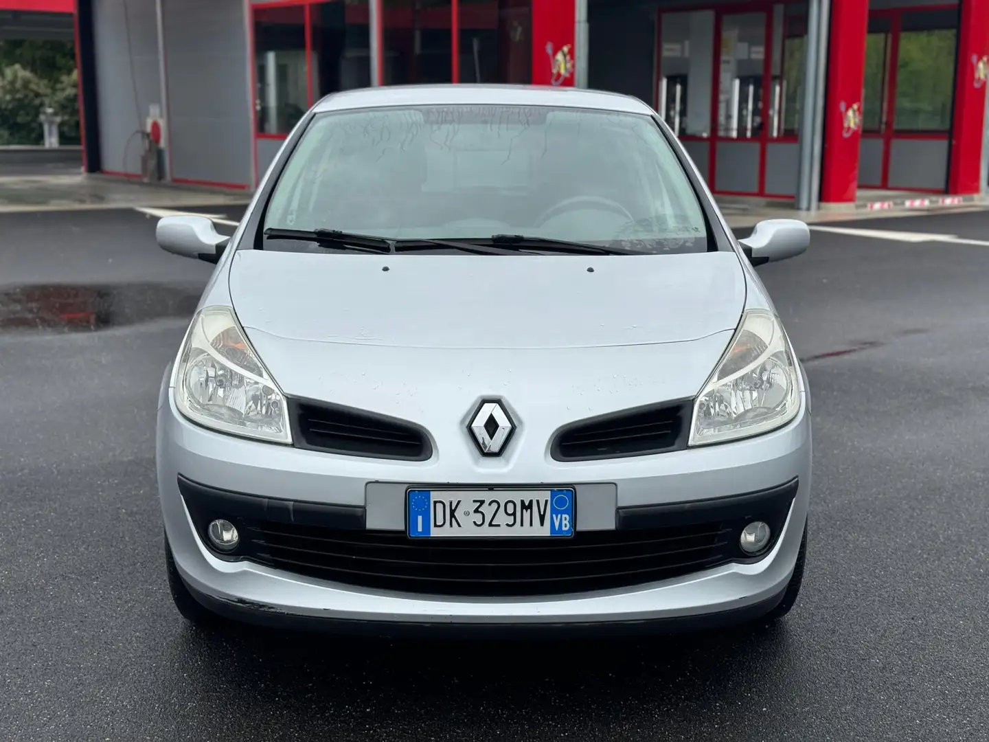 Renault Clio 5p 1.4 16v Initiale - 1