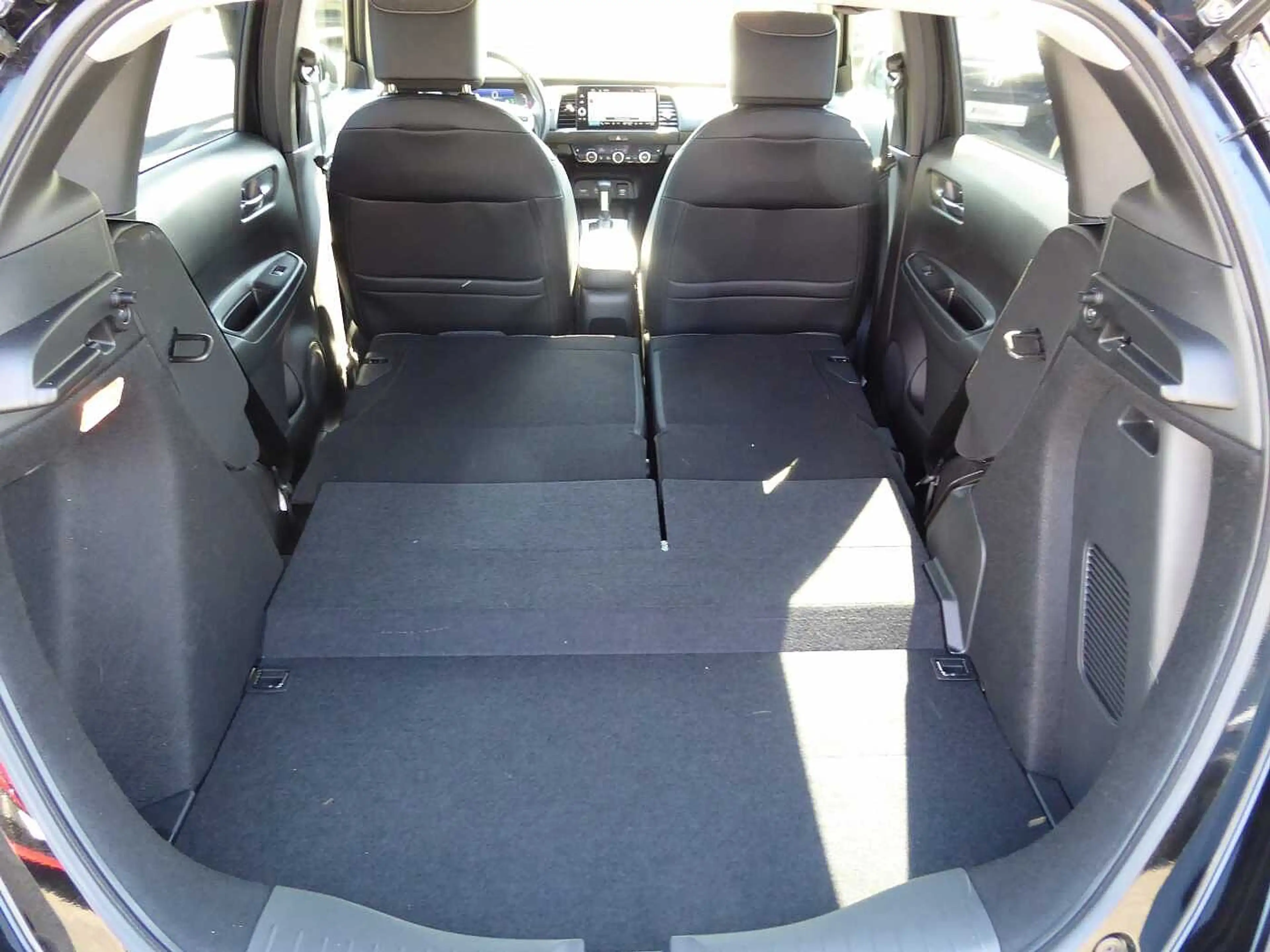Honda Jazz Hybrid e:HEV 1.5 i-MMD Advance / Wartung inkl. !!! — photo 12
