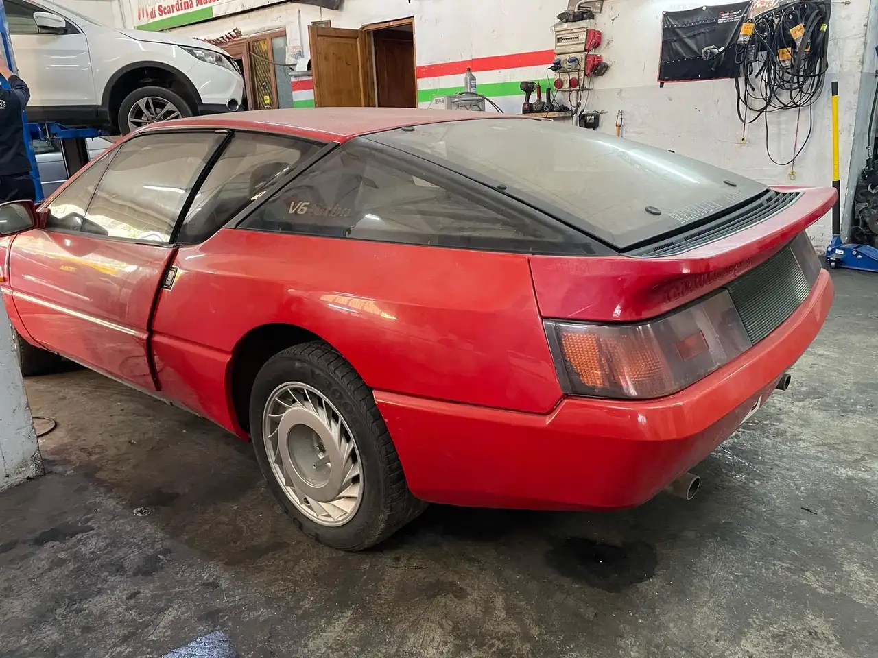 Alpine V6 2.5 turbo, foto 9