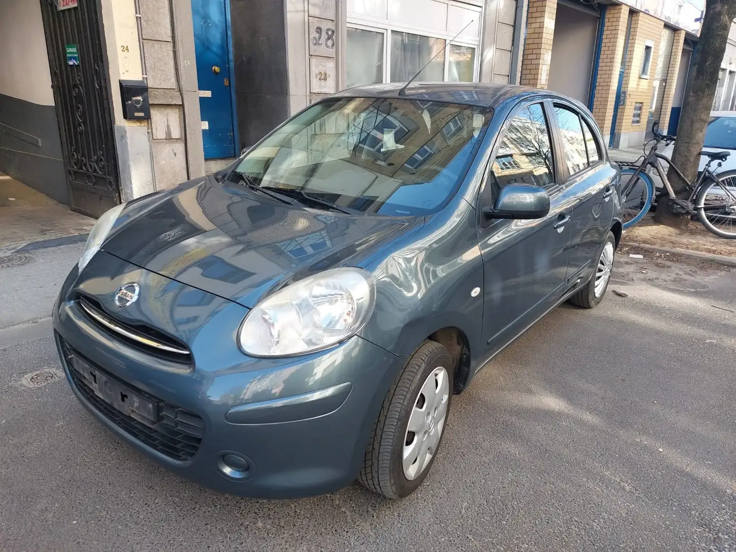 Nissan Micra 1.2i Acenta Grijs - 1