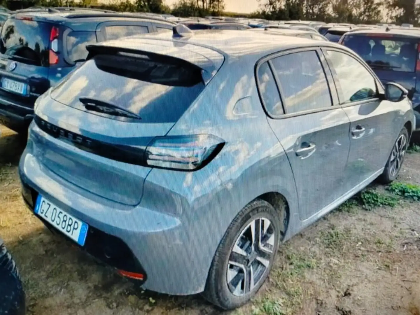 Peugeot 208 100 5 porte Allure MY2025 Gris - 2