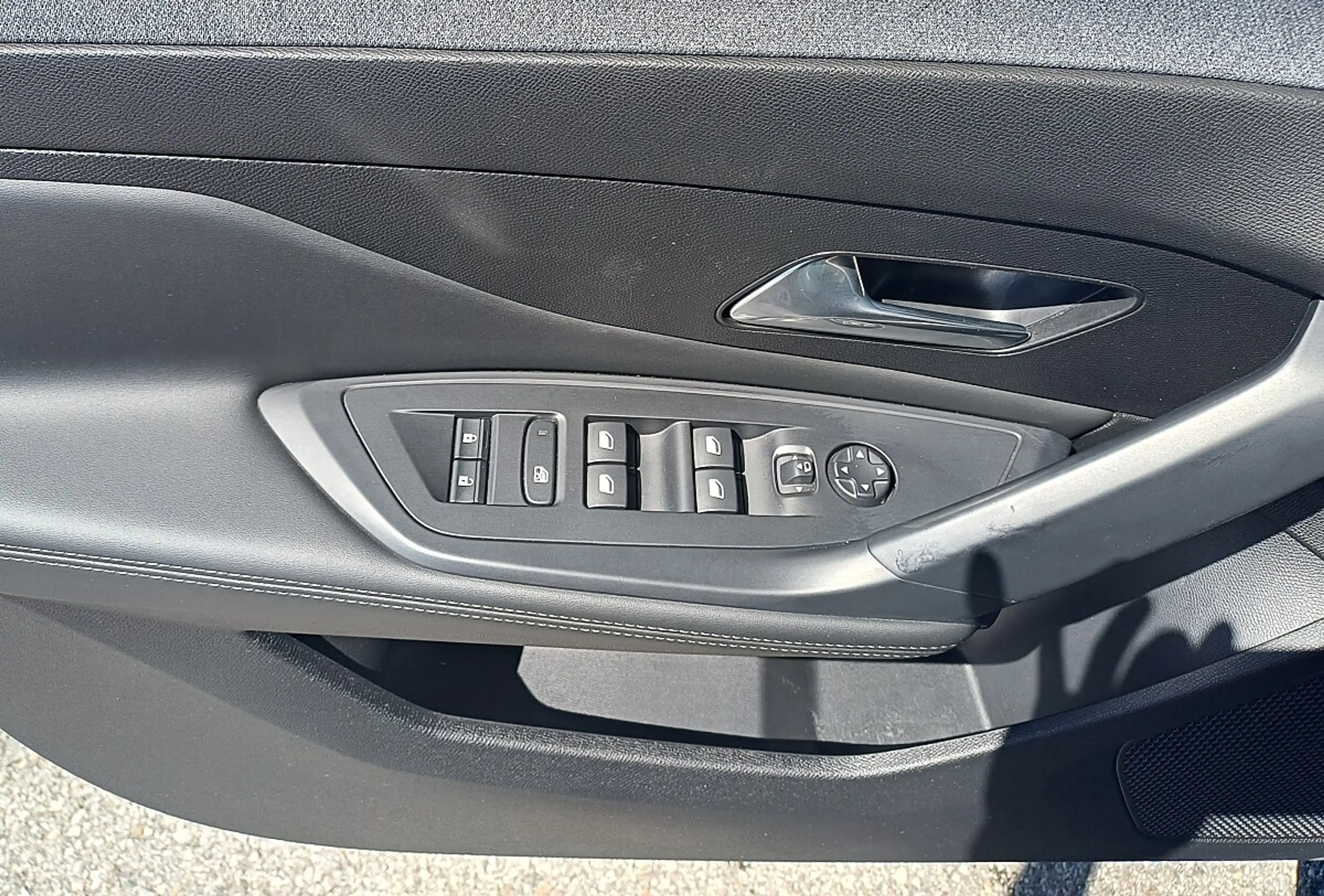 Peugeot 308 SW PureTech 130 S&S 6-Gang-Manuell Allure — photo 10