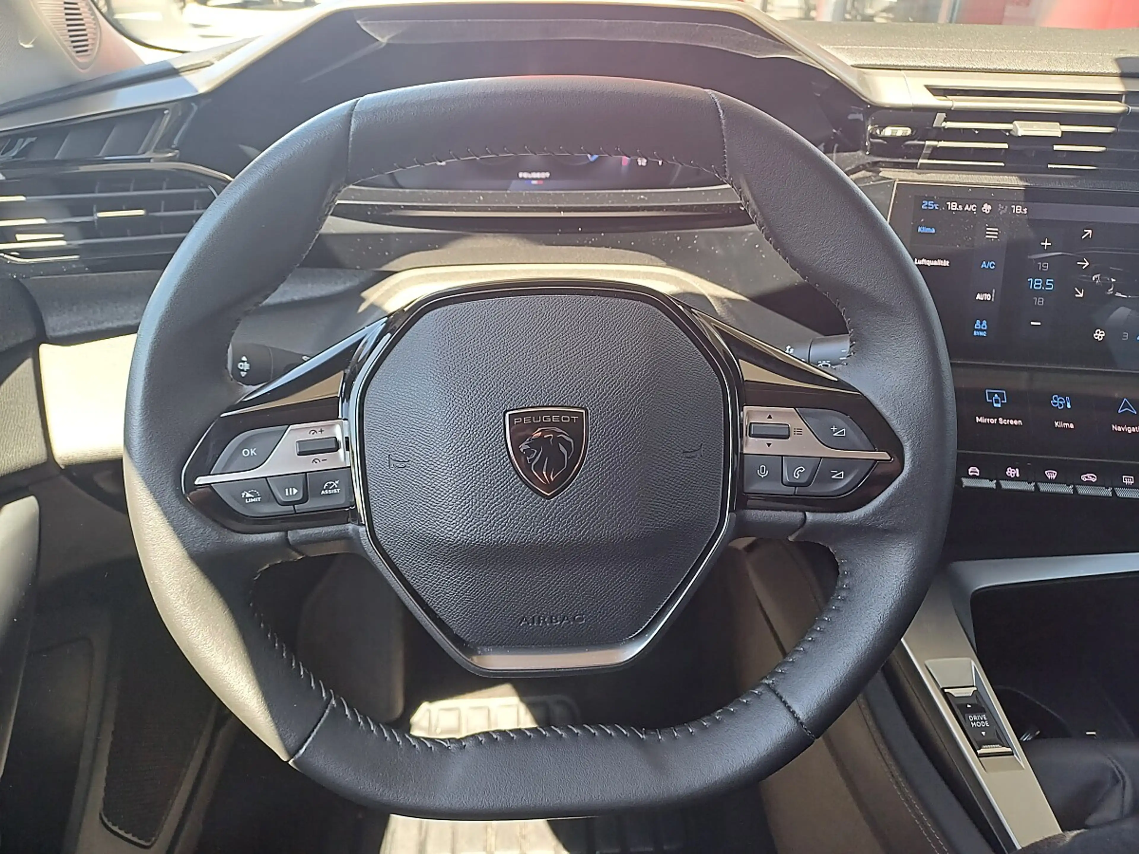 Peugeot 308 SW PureTech 130 S&S 6-Gang-Manuell Allure — photo 15