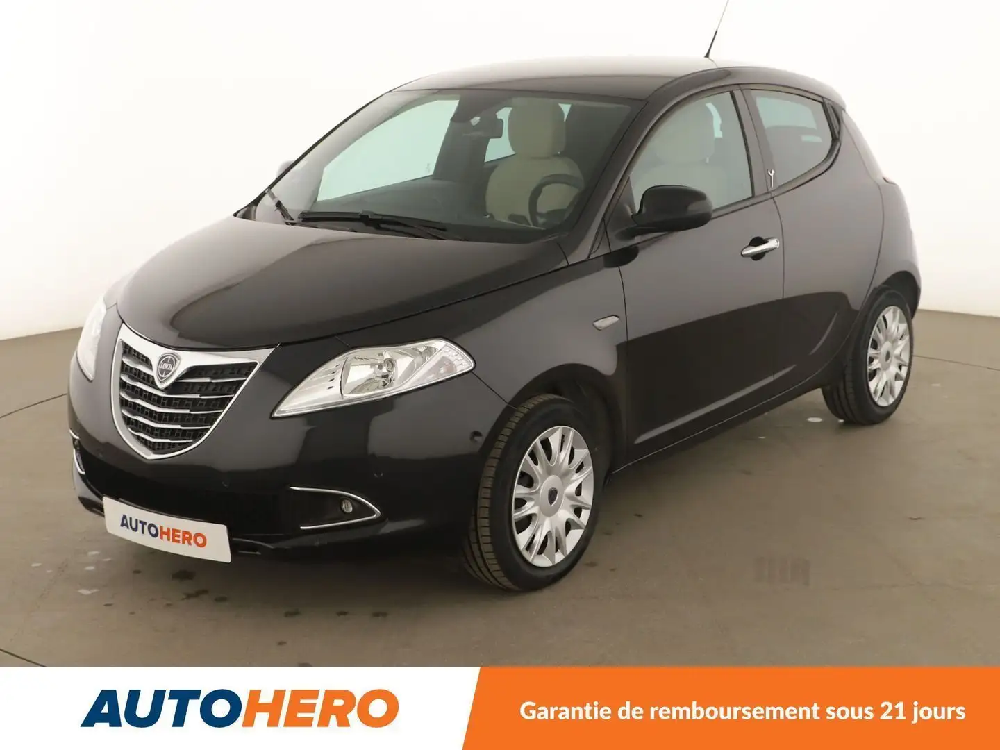 Lancia Ypsilon 0.9 TwinAir Gold Noir - 1