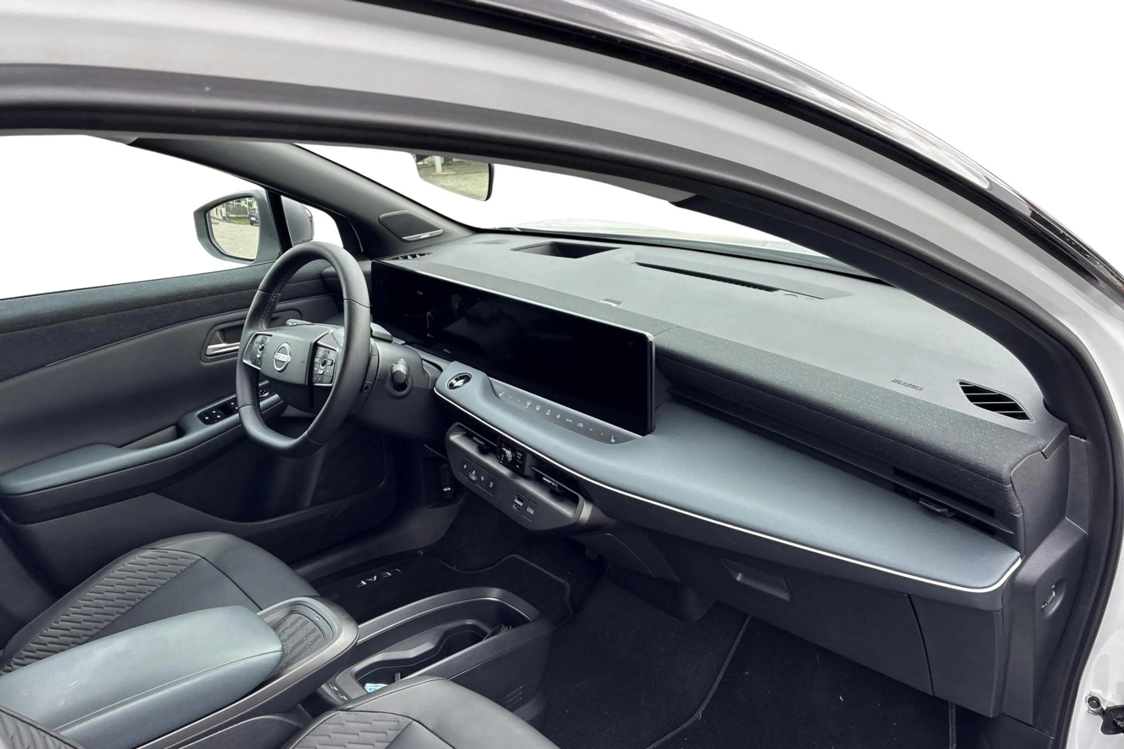 Nissan Leaf Evolve 75kWh Demo wagen, Full option!! nog niet in — photo 8