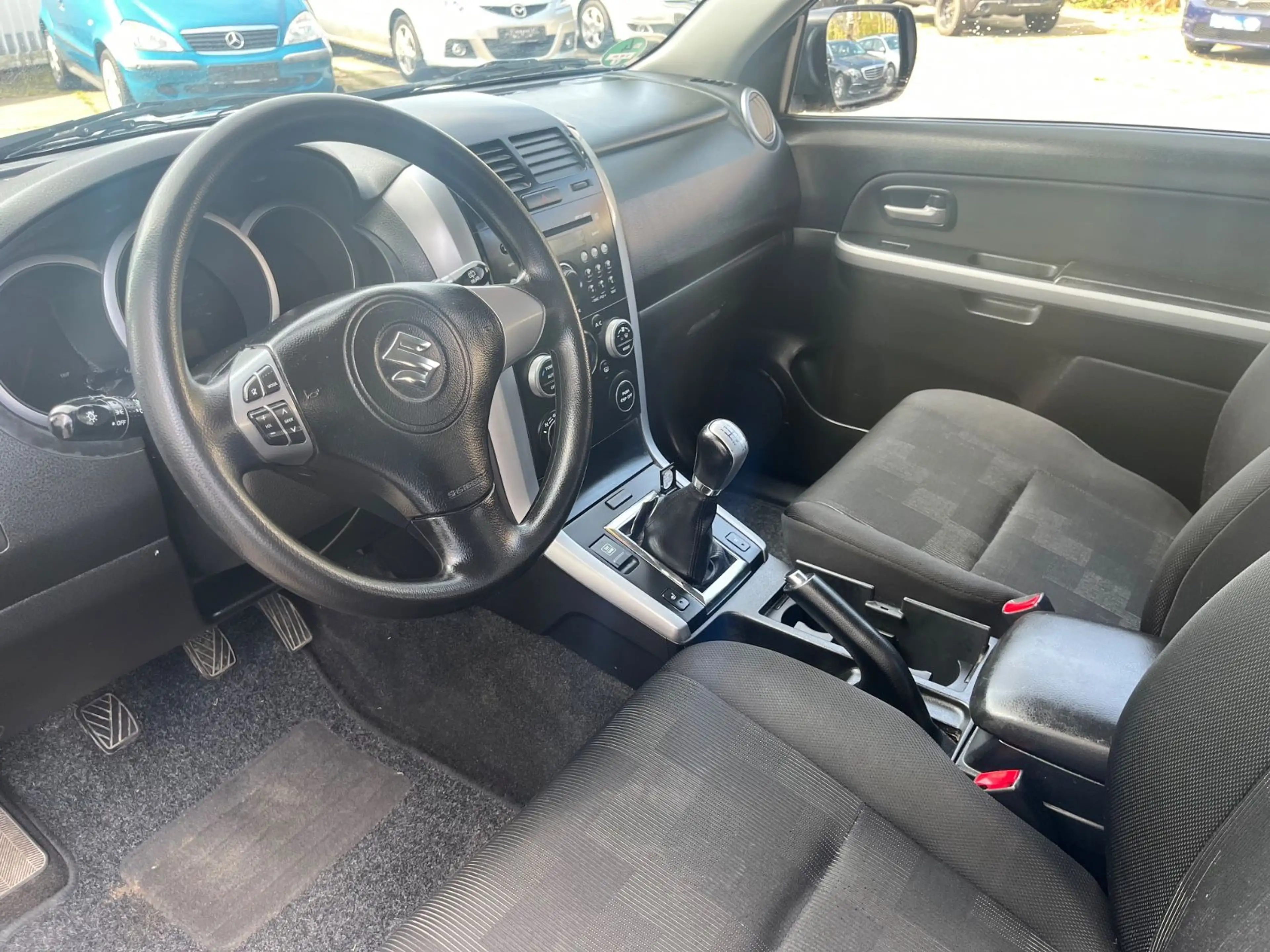 Suzuki Grand Vitara 2.4 VVT Comfort — photo 5