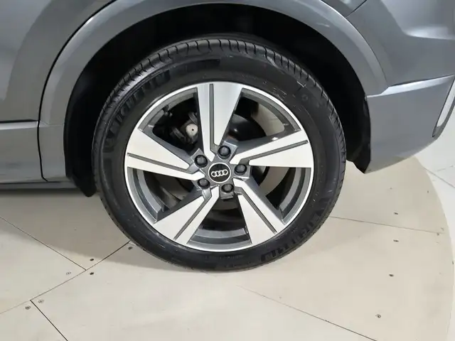 Audi Q2 view 15
