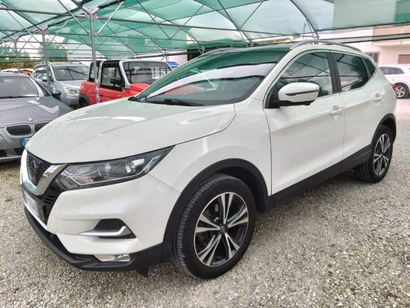 Nissan Qashqai 1.5 dCi N-Connecta Blanc - 1