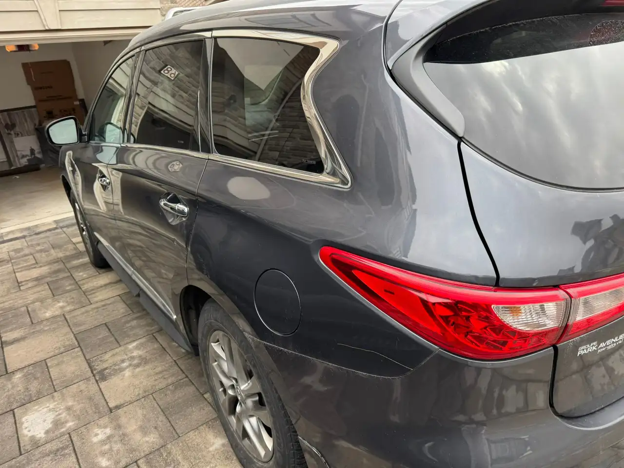 Infiniti QX60 снимка Infiniti QX60