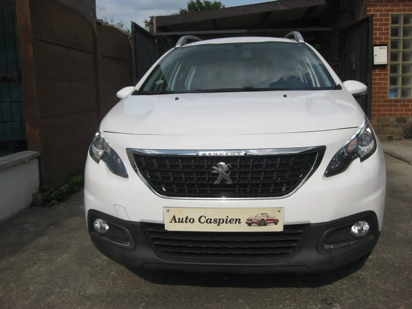 Peugeot 2008 1.5 HDi 35000km gps clim euro6d garantie Weiß - 1