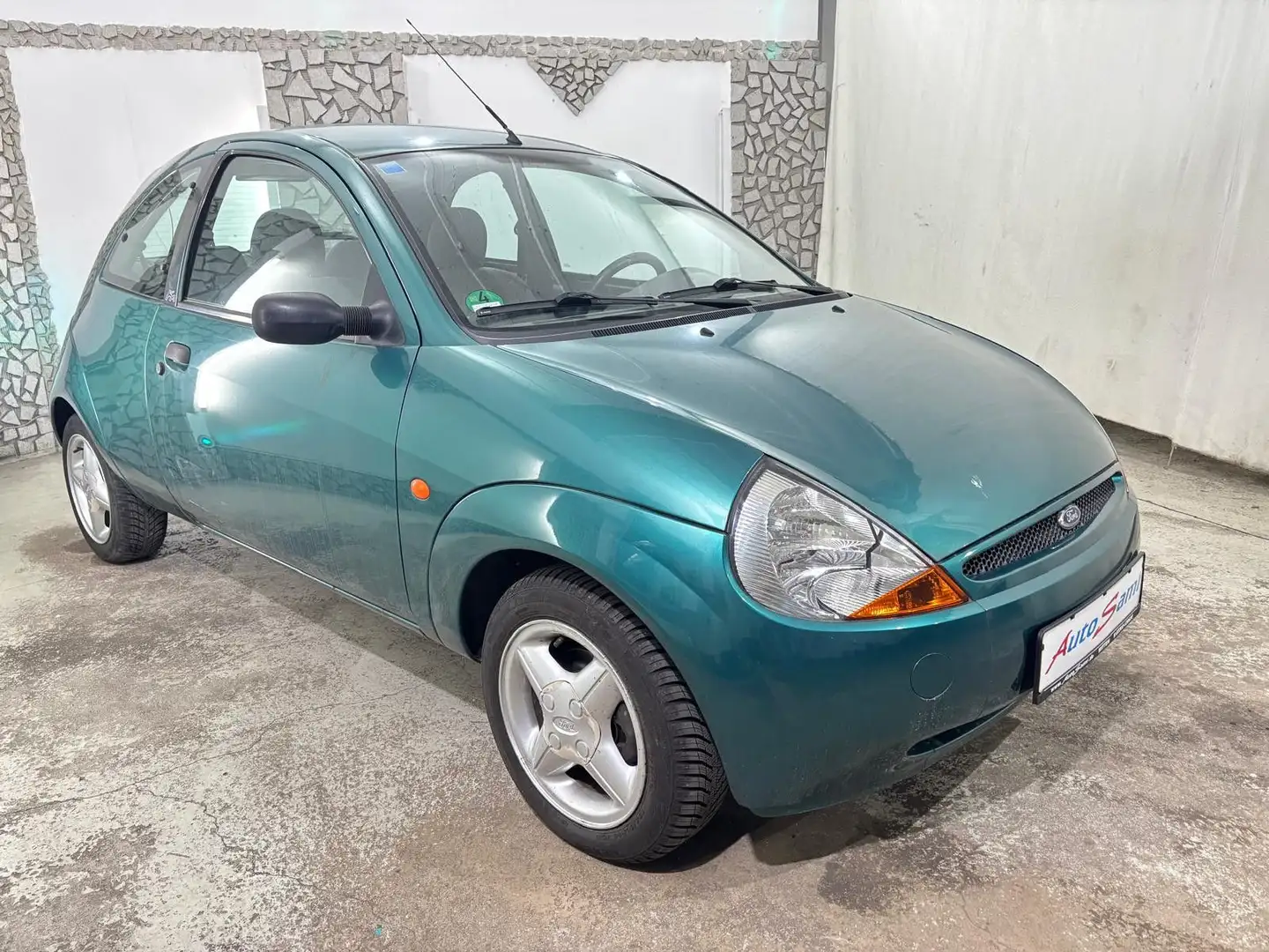 Ford Ka/Ka+ 1.3 TÜV NEU INSPEKTION NEU KLIMA Grün - 1