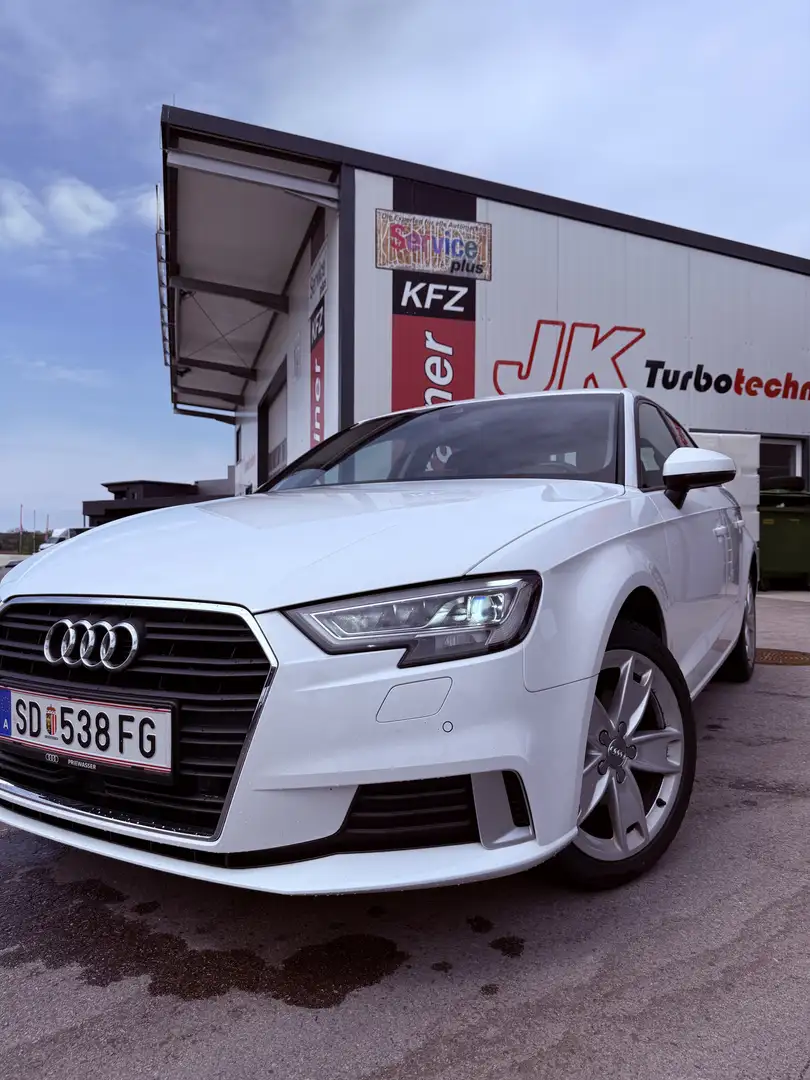 Audi A3 SB 2,0 TDI S-tronic sport Weiß - 1