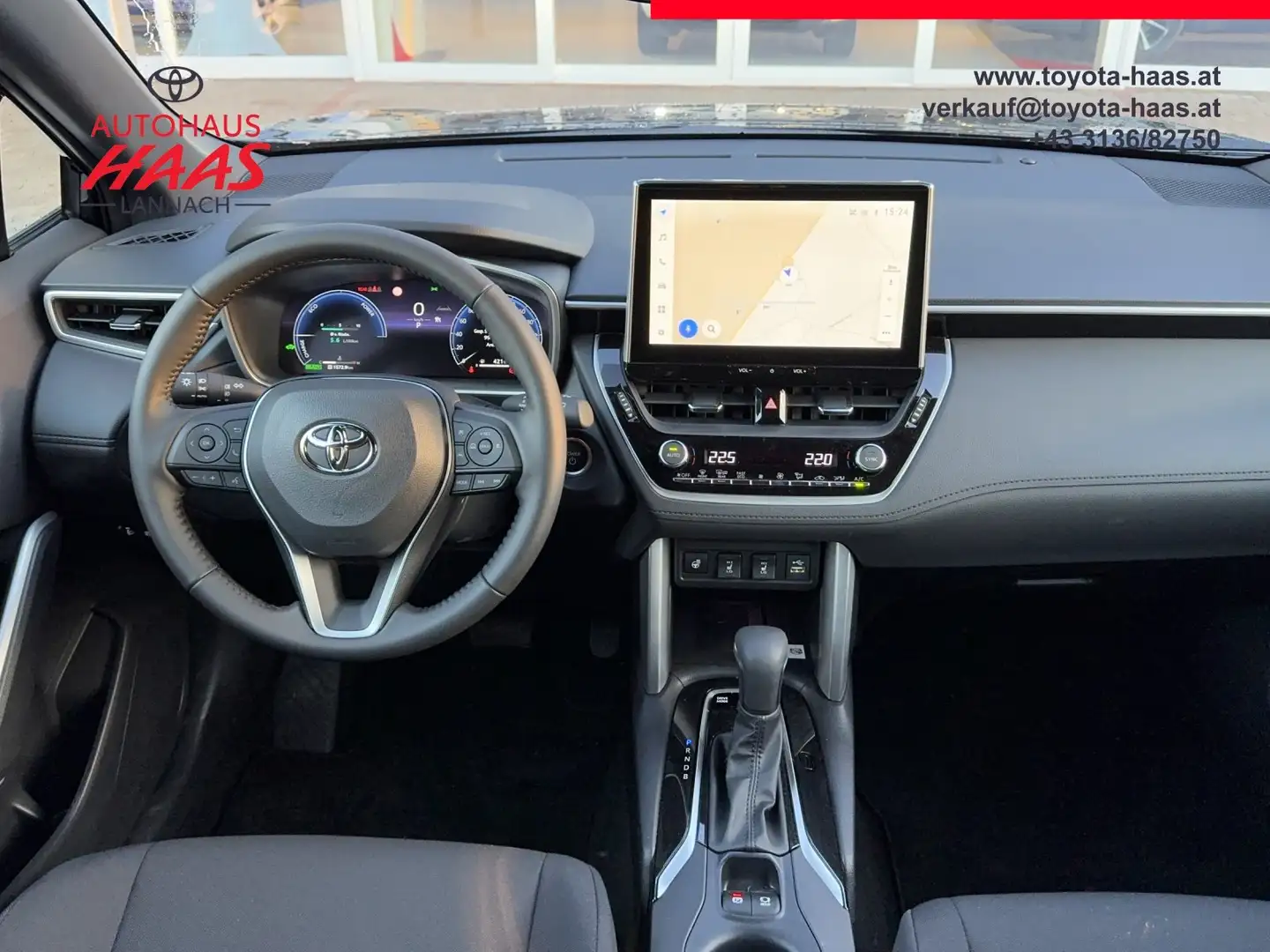 Toyota Corolla Cross 2,0 Hybrid Active Drive 2WD Wit - 2