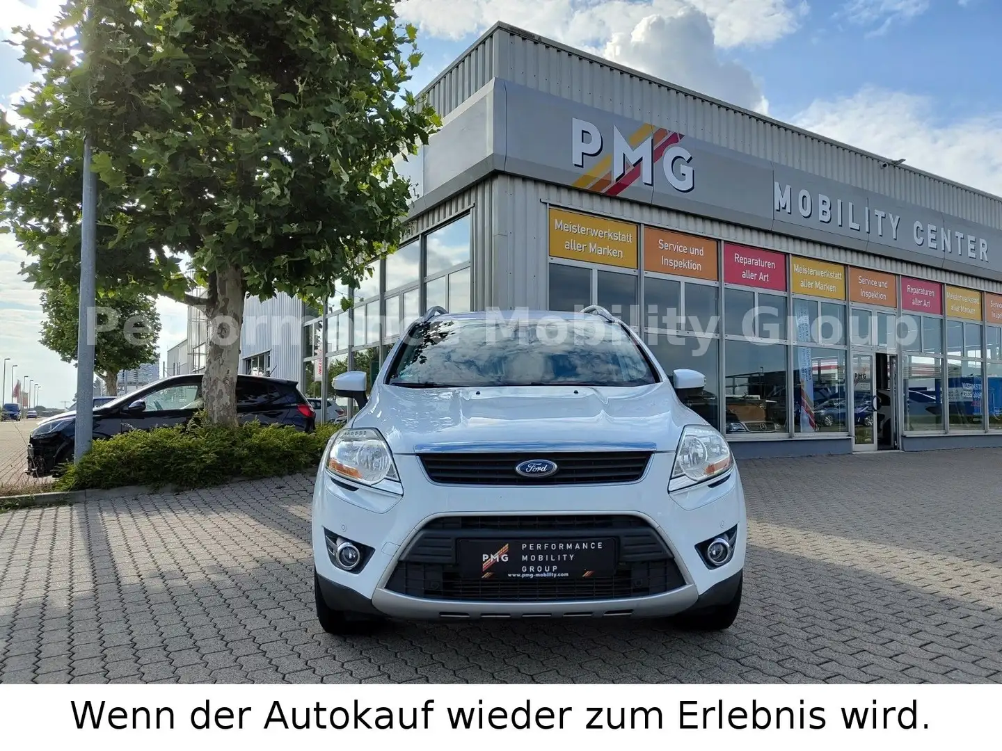 Ford Kuga Titanium/AHK abnehm/Einparkhilfe/4x4 White - 2