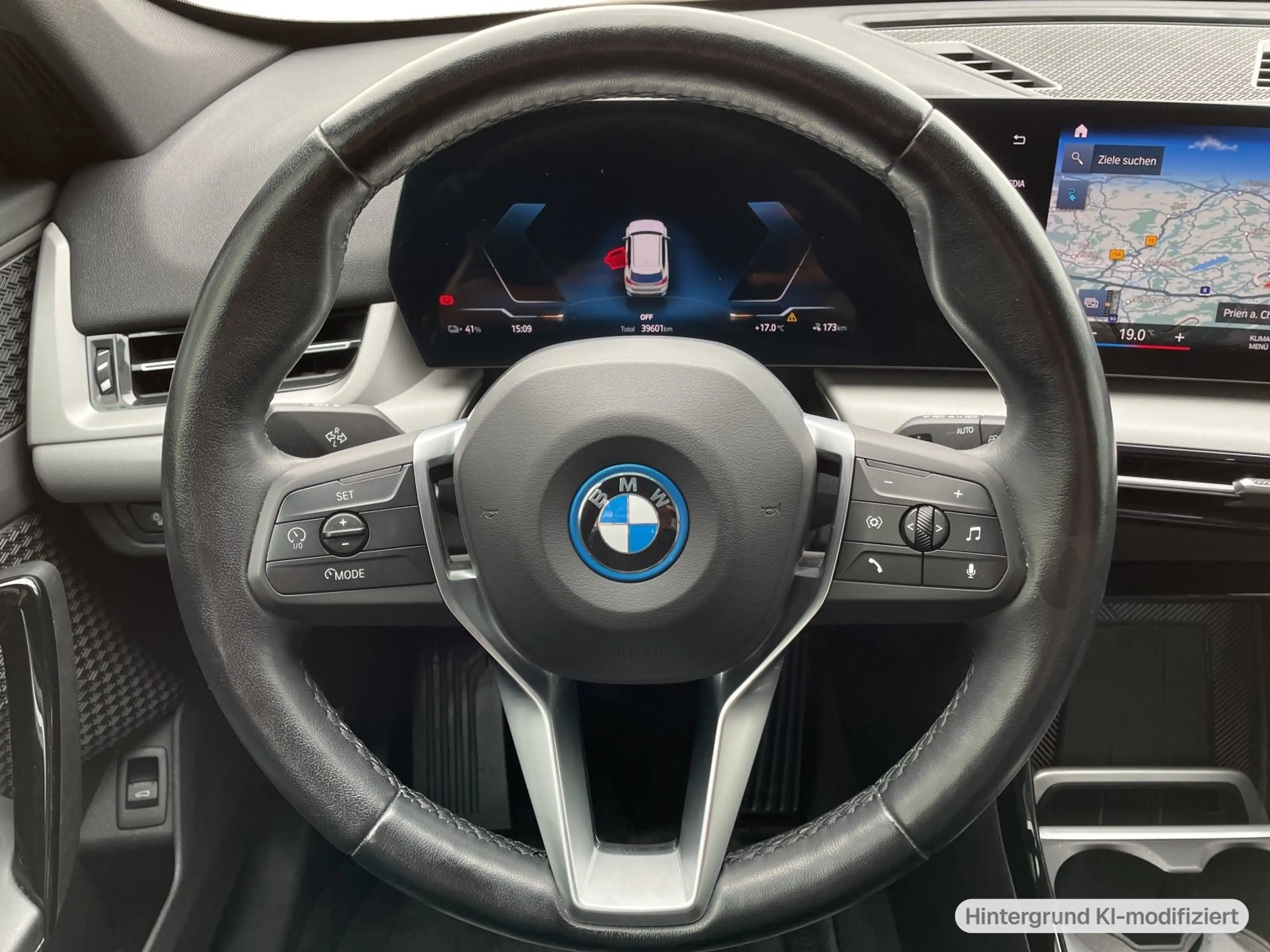 BMW iX1 xDrive30 Sportsitze-Adaptives M Fahrwerk-KOmfortzu — photo 9
