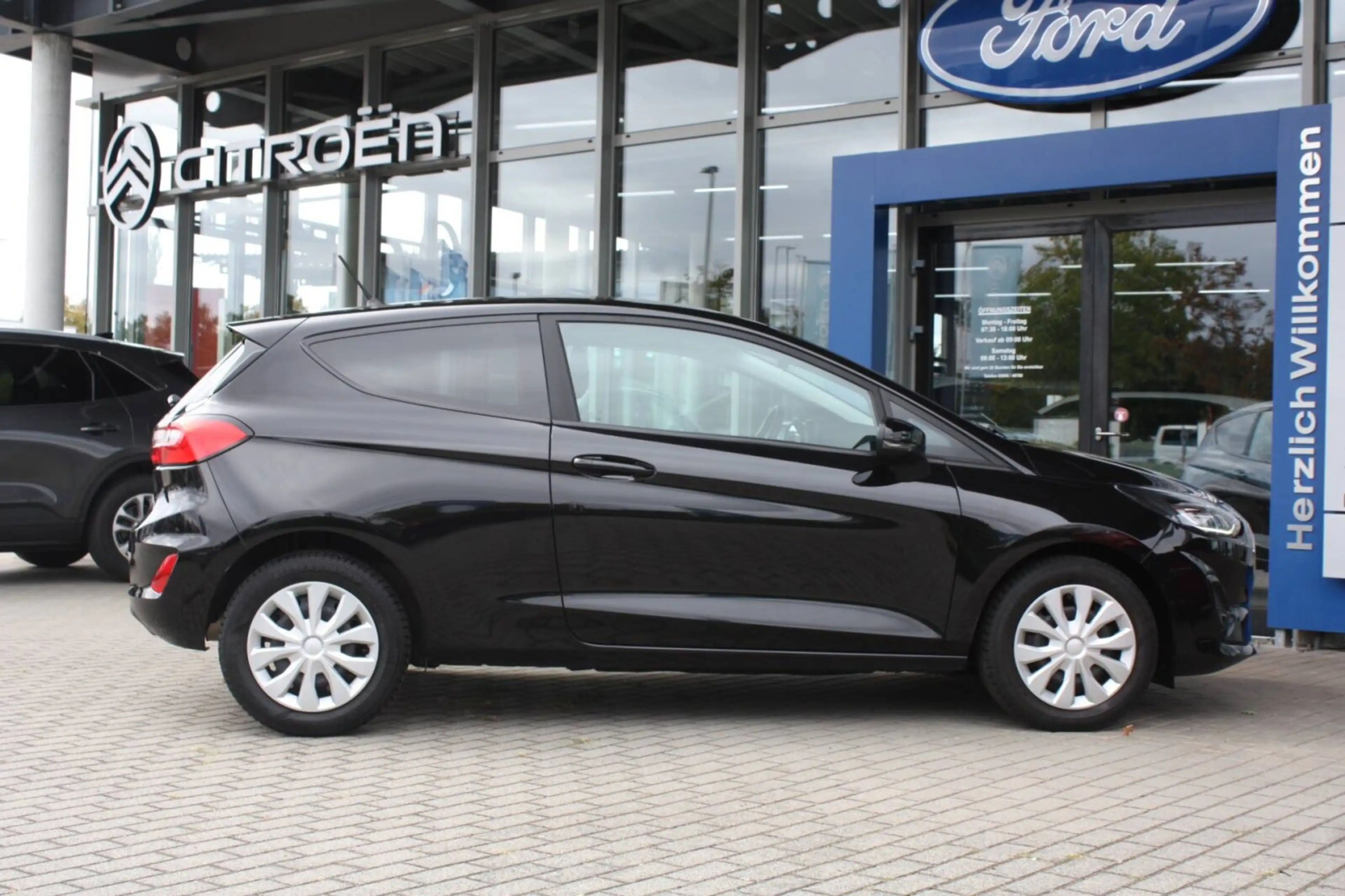Ford Fiesta Fiesta 1.0 mHEV 125PS Cool &amp; Connect Winter Paket — photo 5