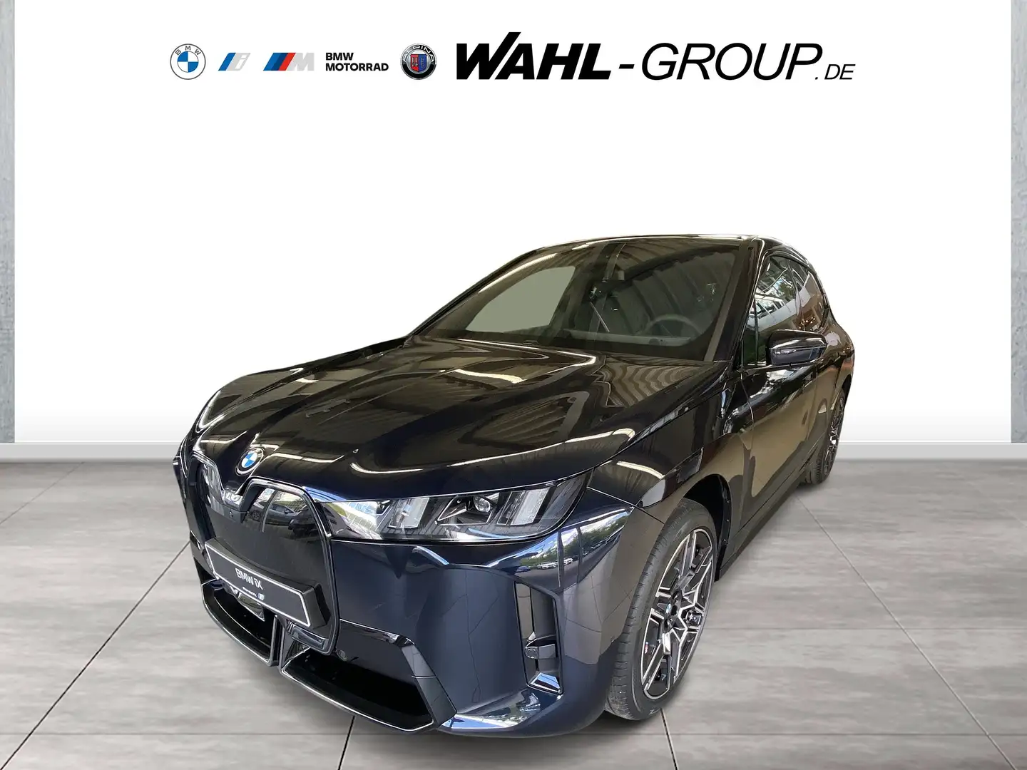 BMW iX xDrive45 M Sport Pro Sky Lounge AHK HeadUp Innovat Schwarz - 1