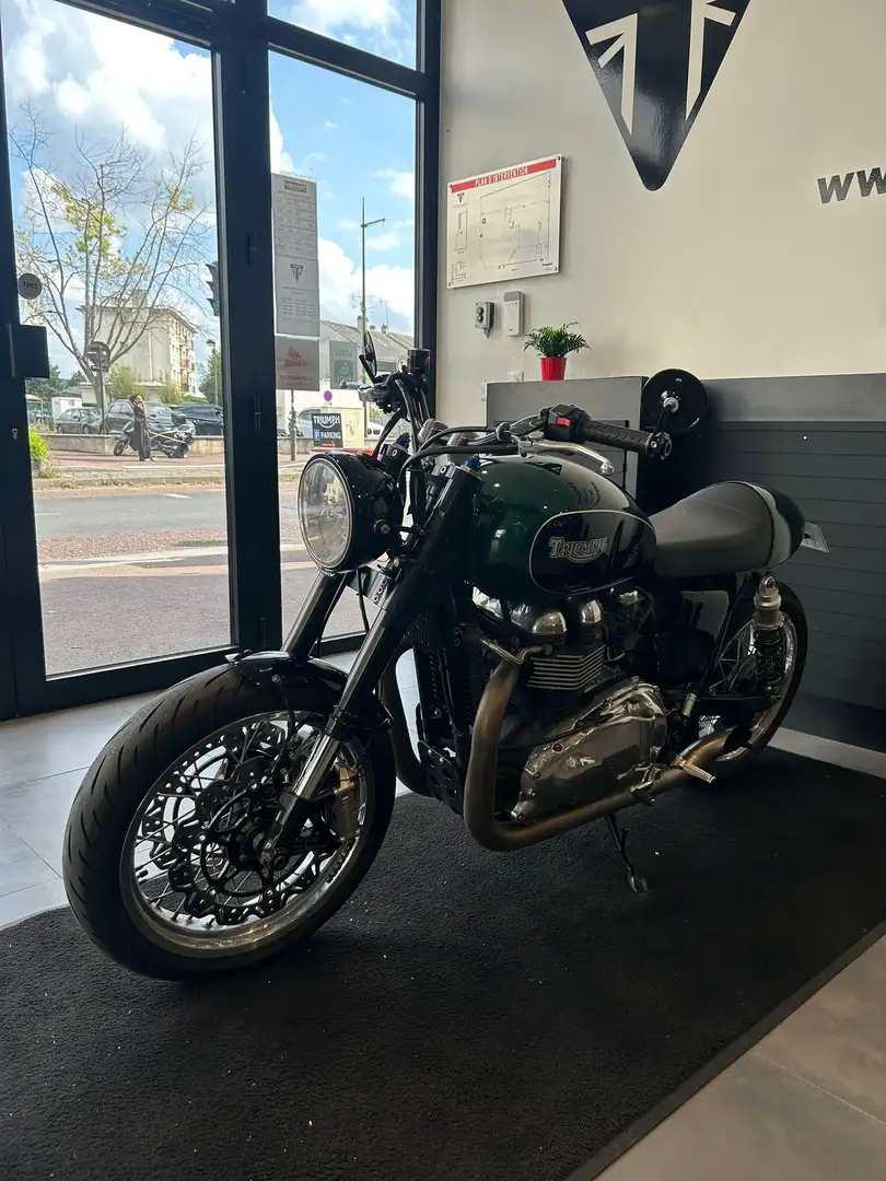 Triumph Bonneville SE - 2