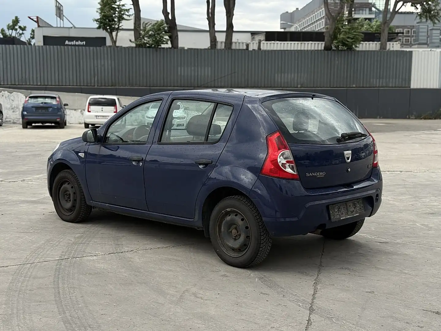 Dacia Sandero 1,2 16V Blau - 2