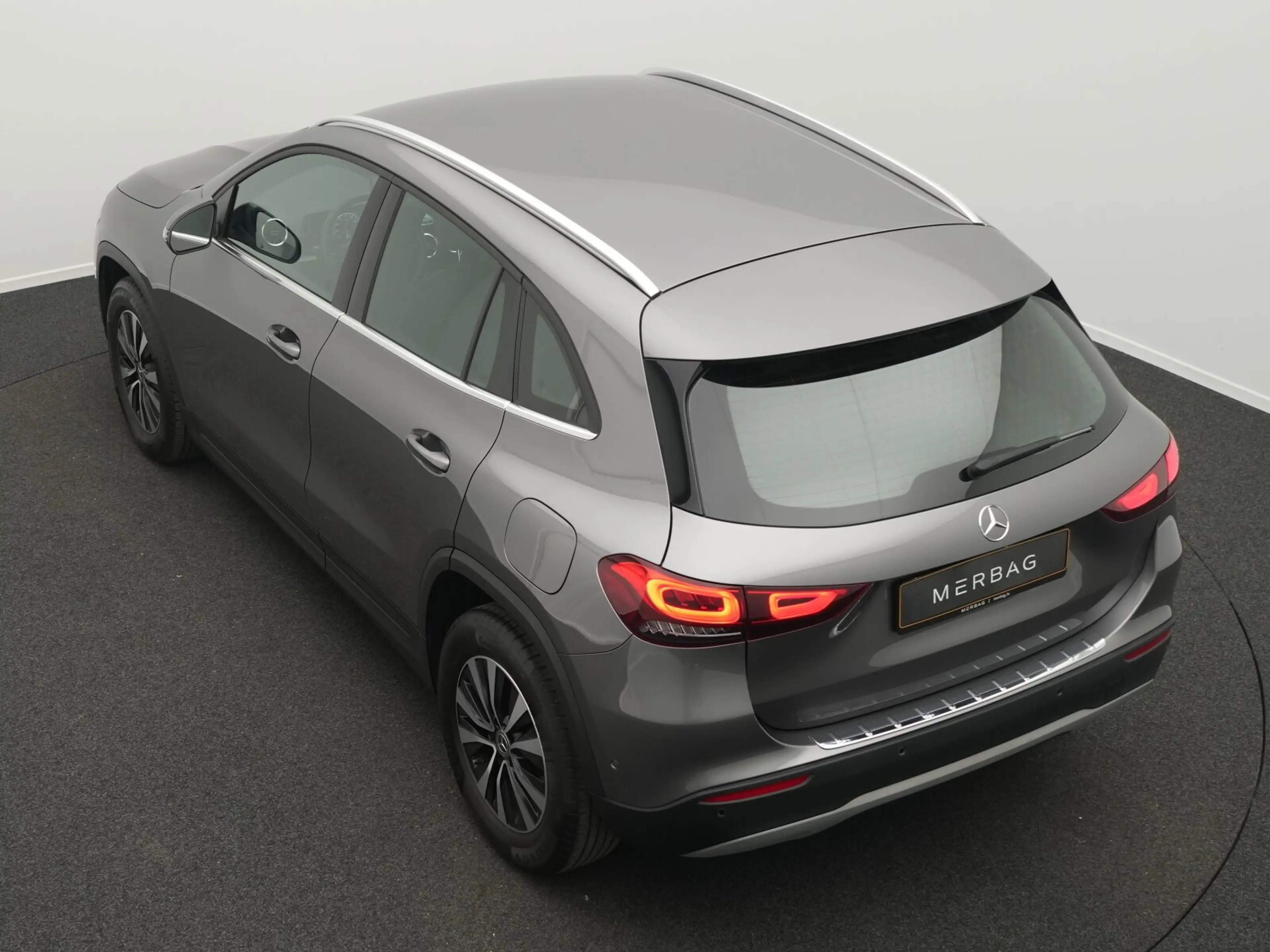 Mercedes-Benz GLA 180 GLA 180 Style LED+Kamera+EasyPack Navi/Autom. — photo 13