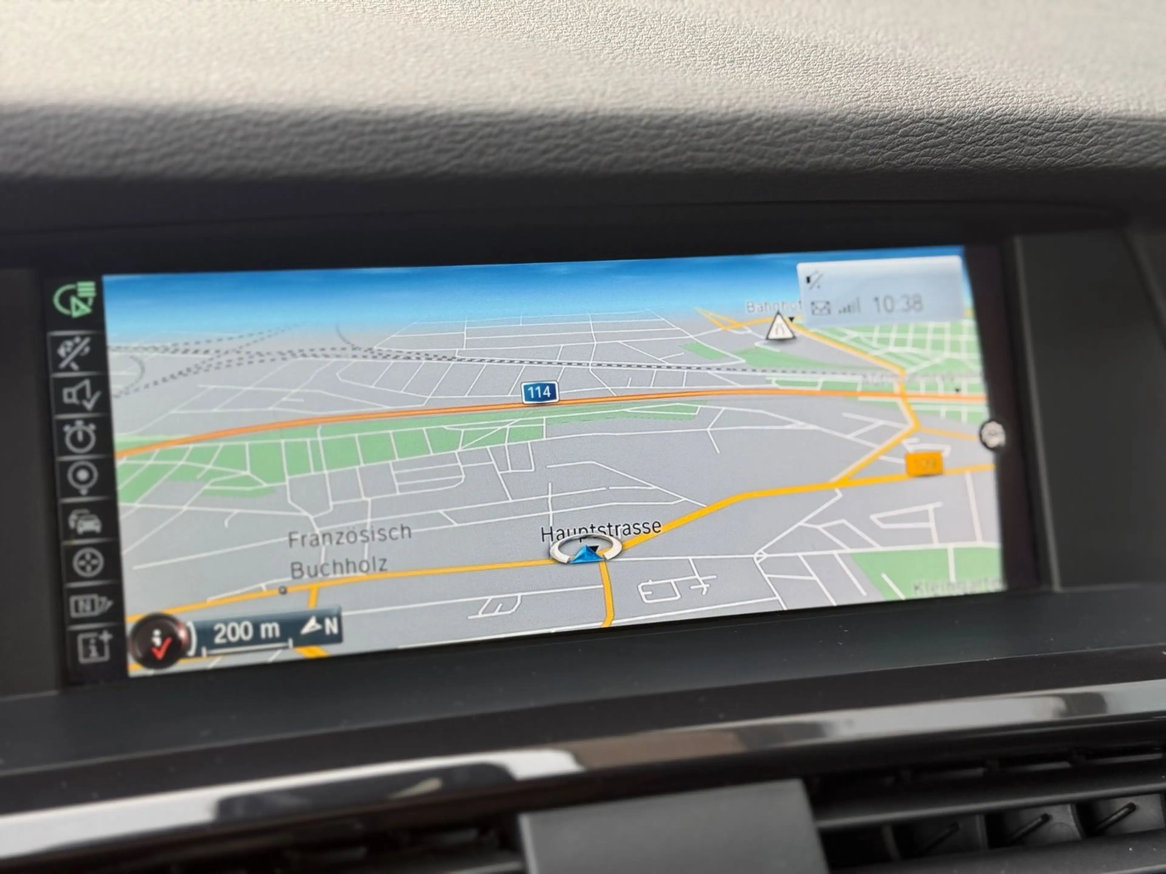 BMW X3 xDrive 20 d HUD NAVI AHK TEMPO SZHZG LM FELG — photo 13
