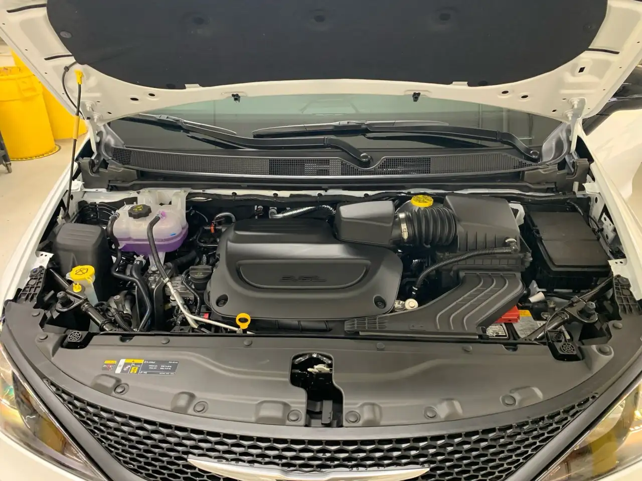 Chrysler Grand Caravan photo Chrysler Grand Caravan