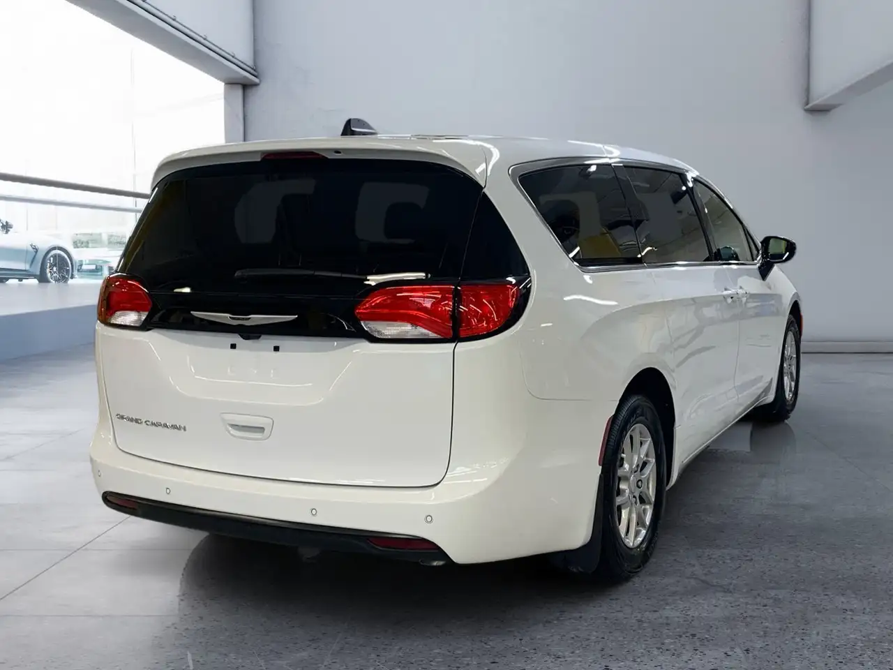 Chrysler Grand Caravan photo Chrysler Grand Caravan