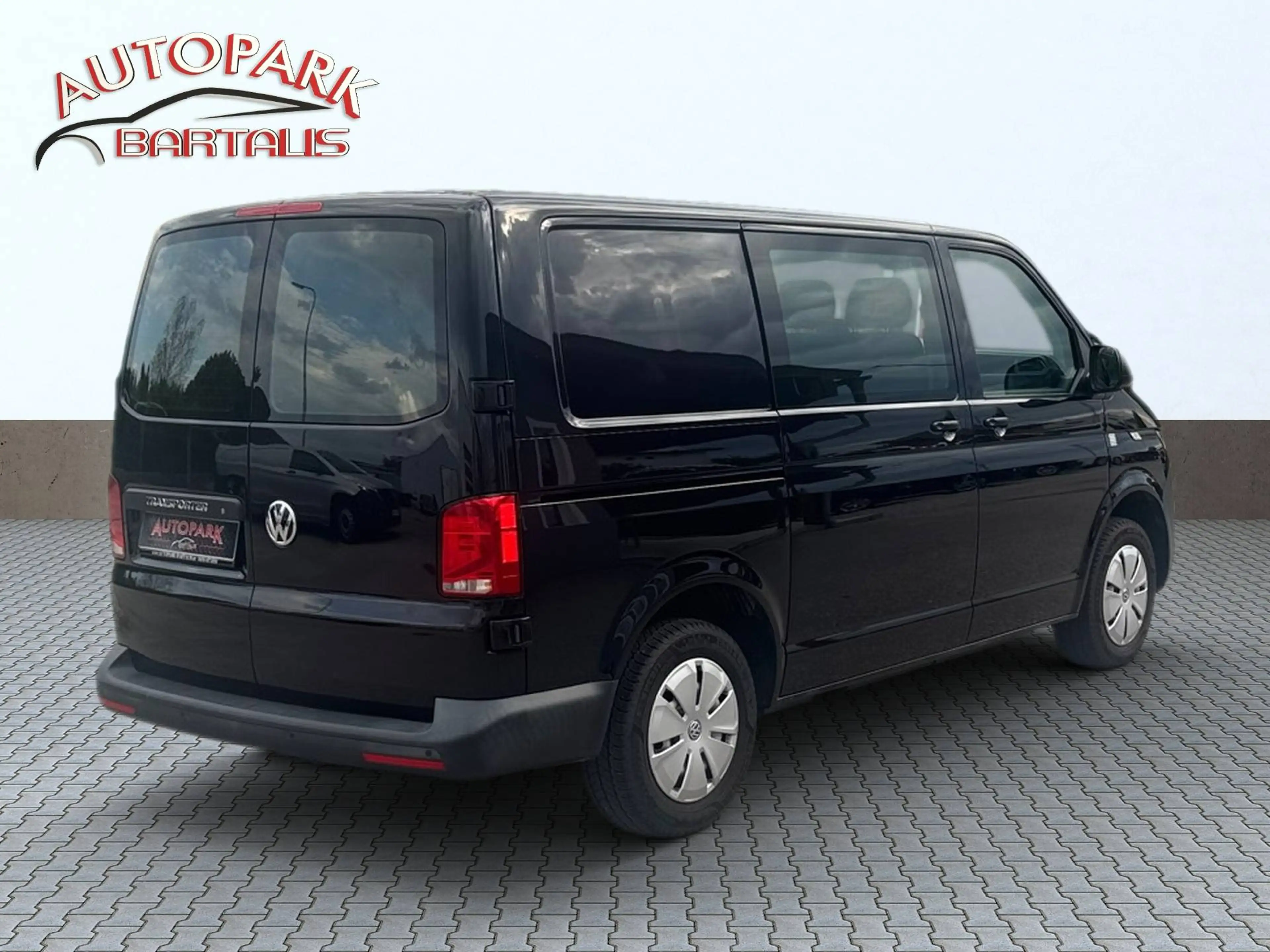 Volkswagen T6.1 Transporter FWD — photo 4