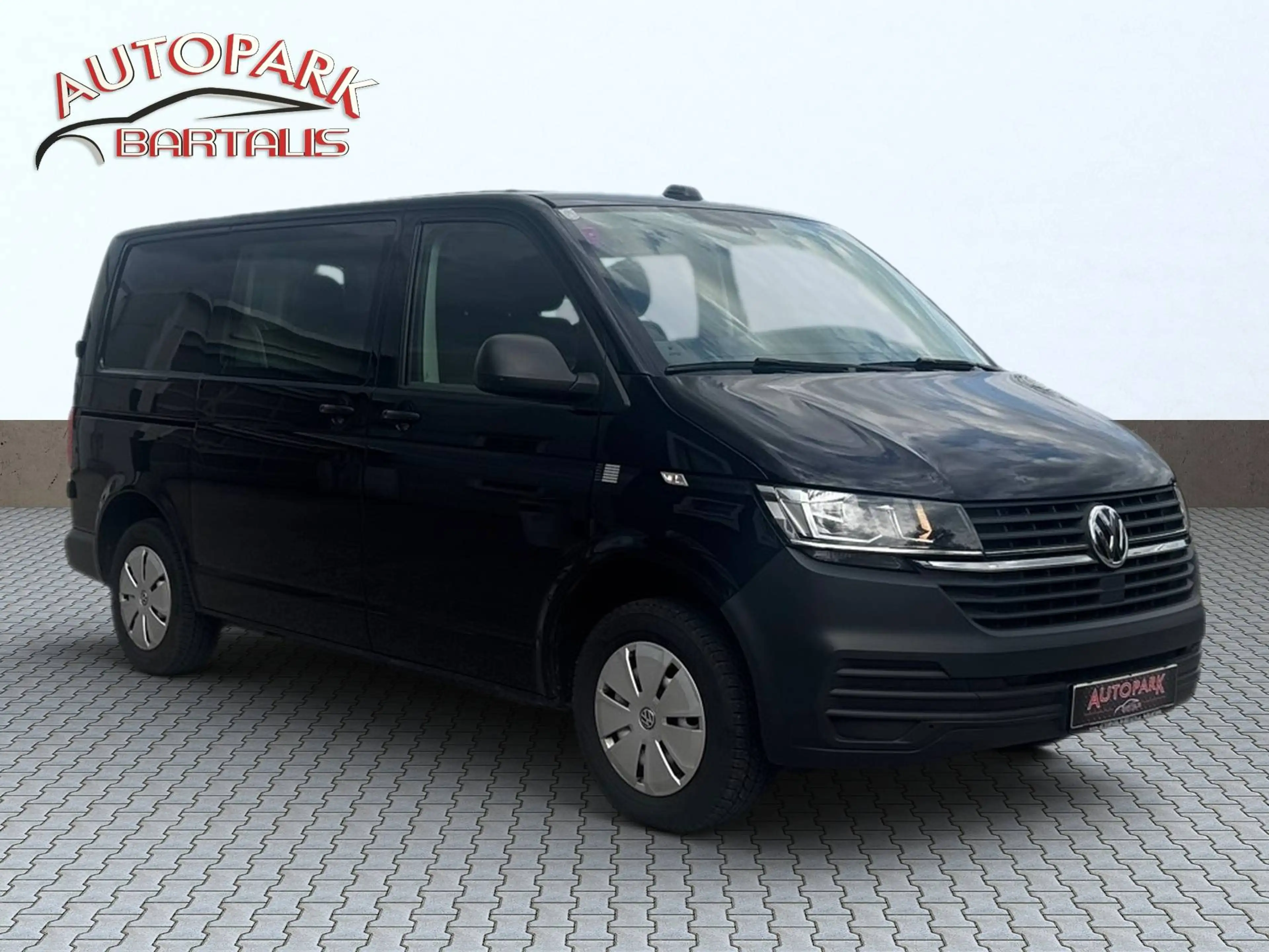 Volkswagen T6.1 Transporter FWD — photo 2