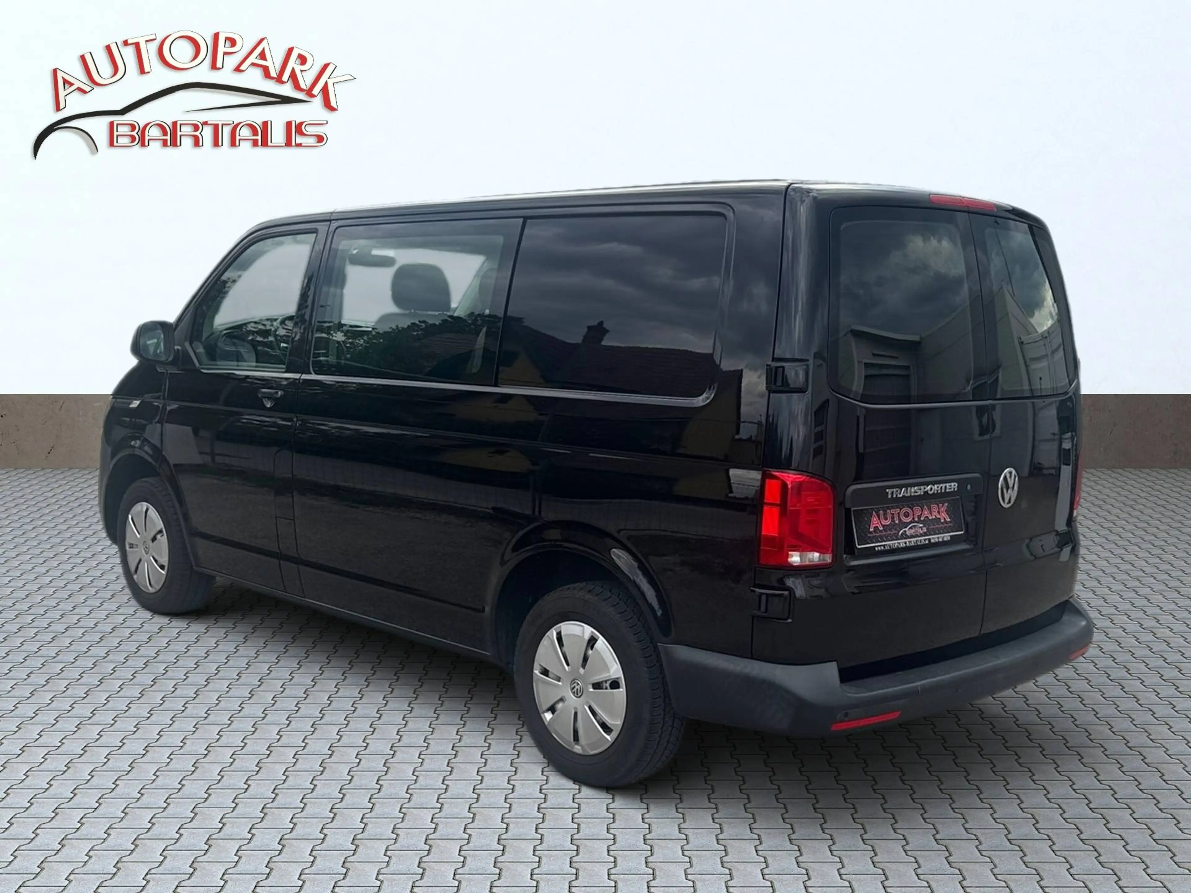 Volkswagen T6.1 Transporter FWD — photo 5