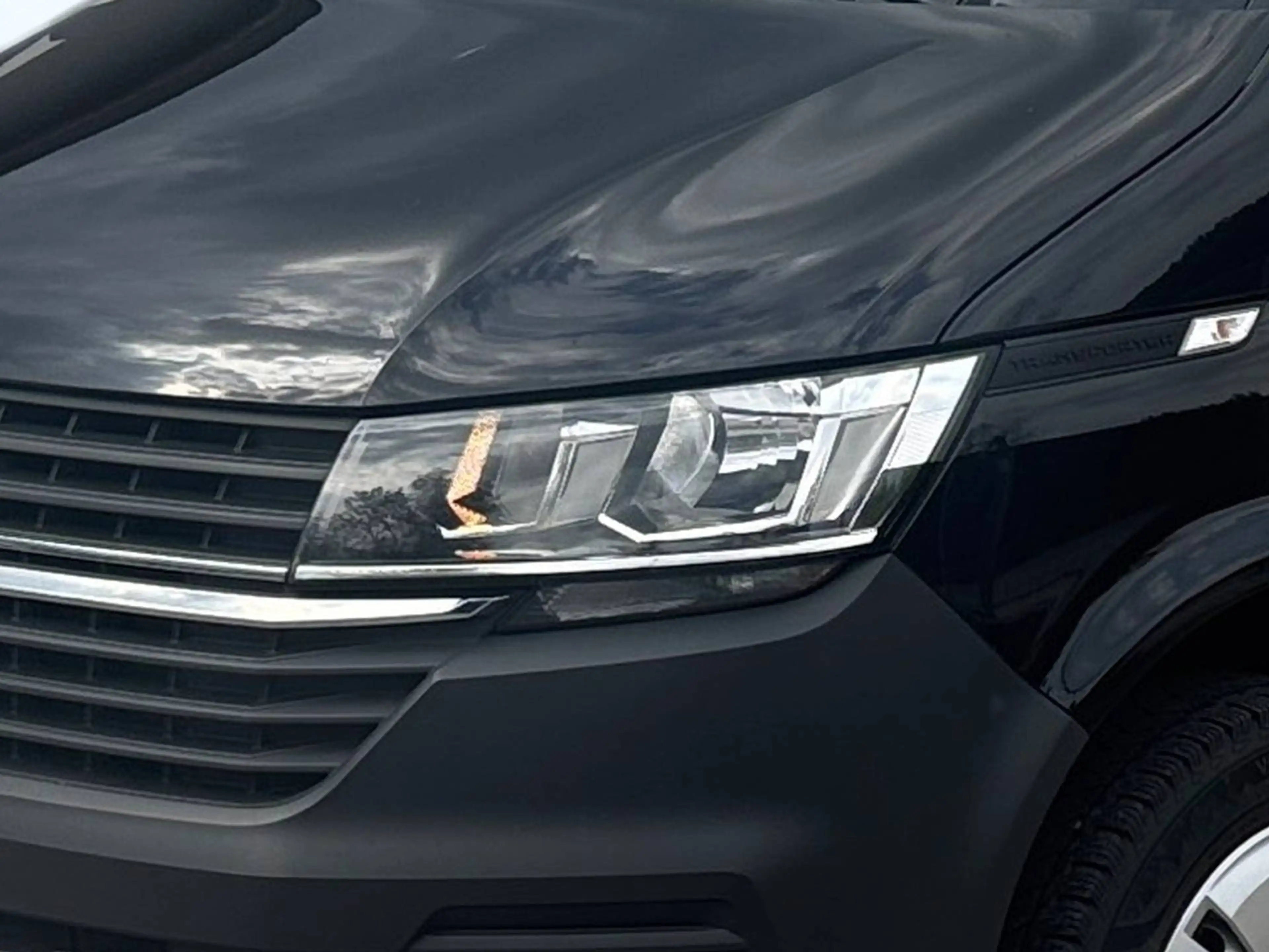 Volkswagen T6.1 Transporter FWD — photo 7