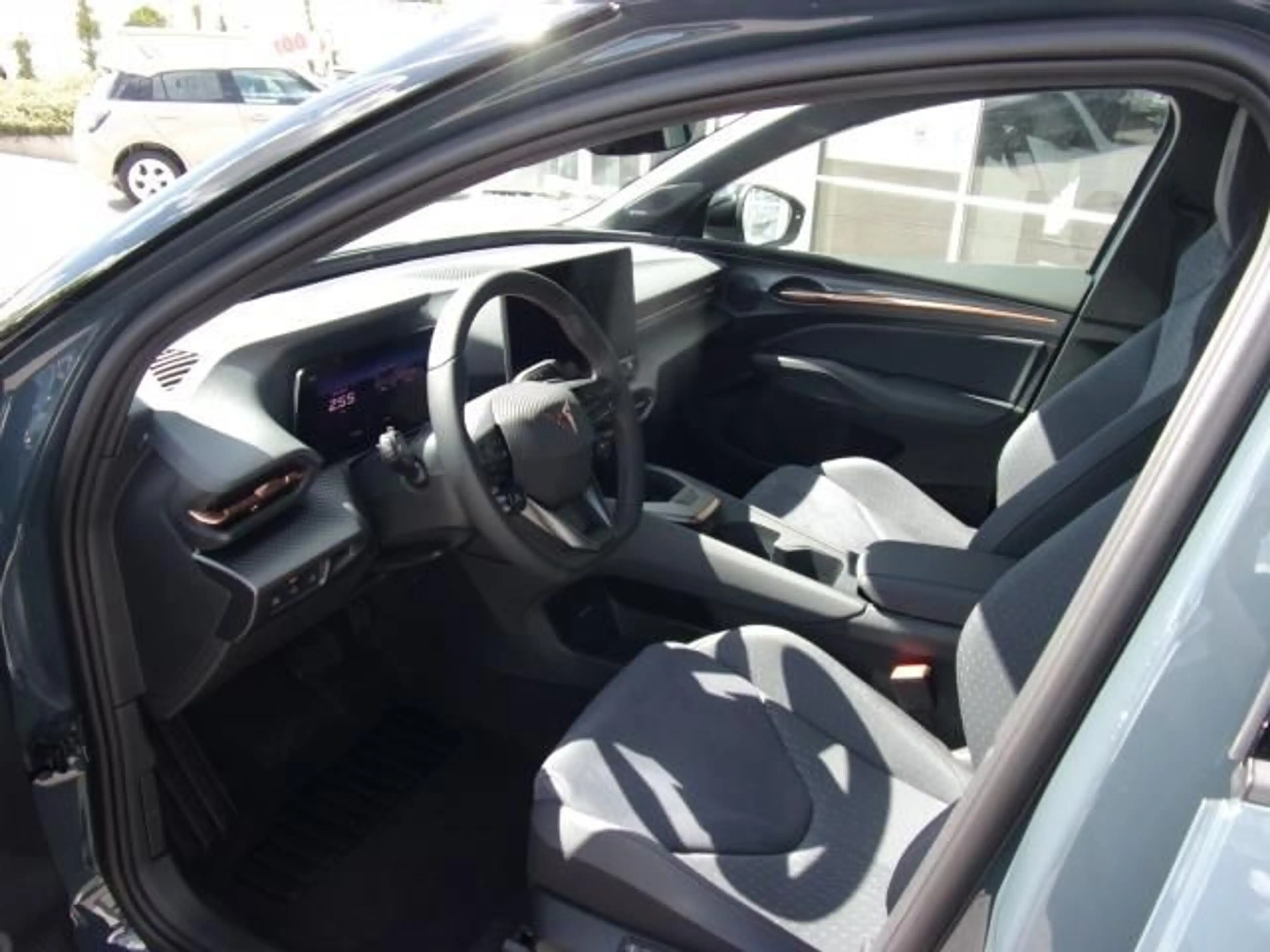 CUPRA Raval RAVAL ENDURANCE EDITION DYNAMIC PLUS 155 KW 52KW — photo 15