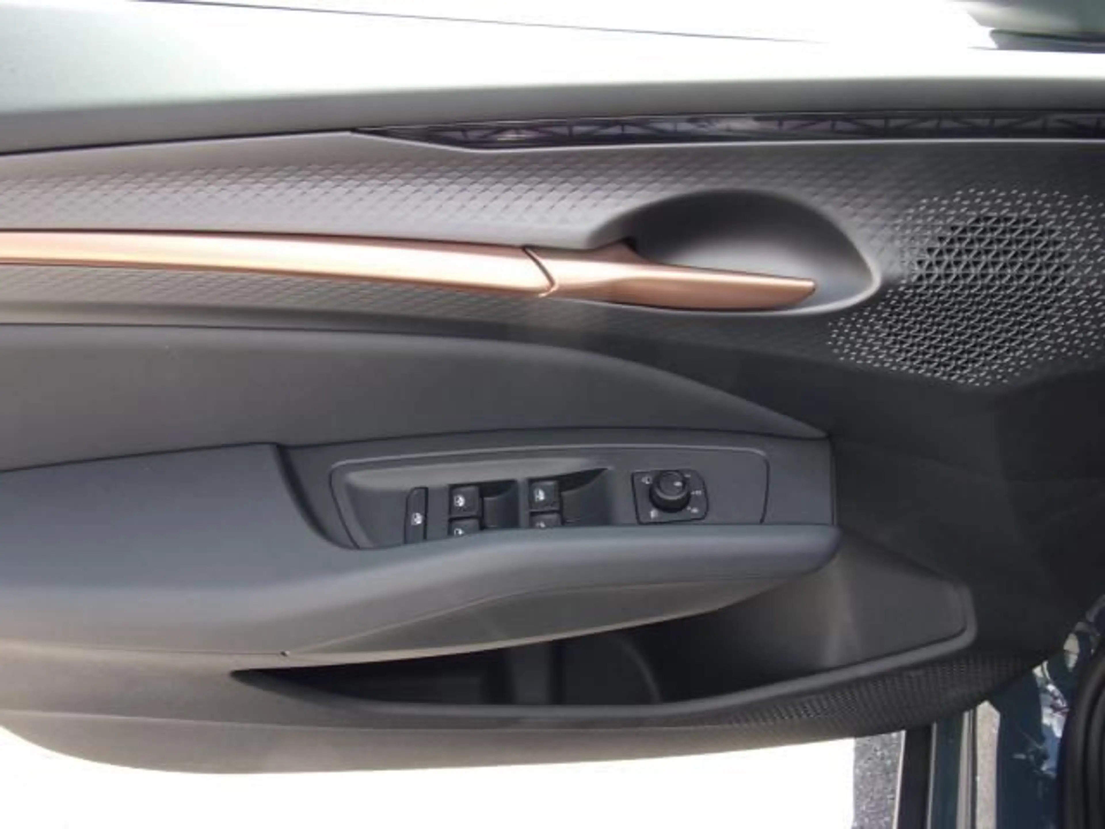CUPRA Raval RAVAL ENDURANCE EDITION DYNAMIC PLUS 155 KW 52KW — photo 13