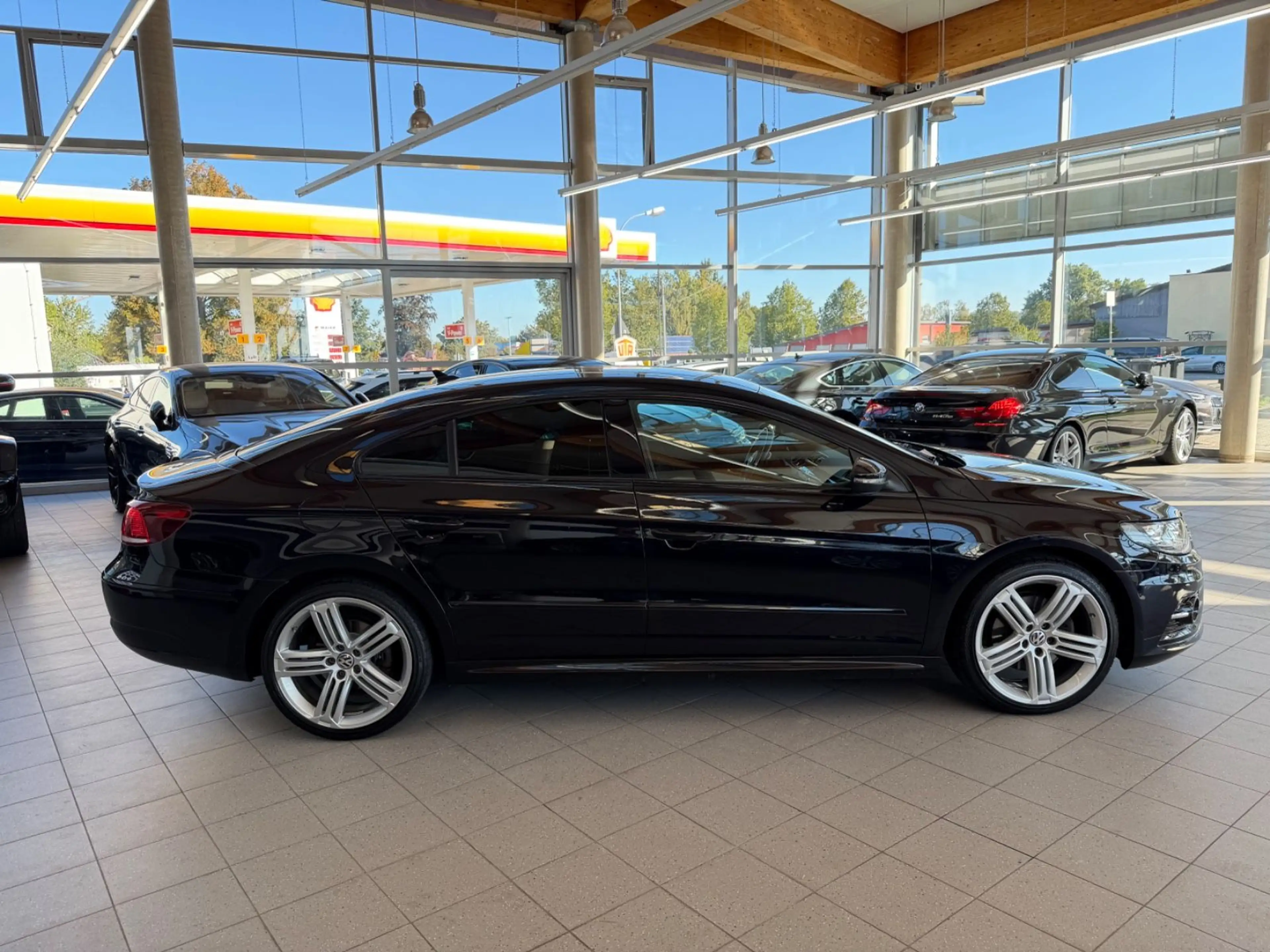 Volkswagen CC Dynamic Black R-Line 2.0TDI DSG DYNAUDIO — photo 5