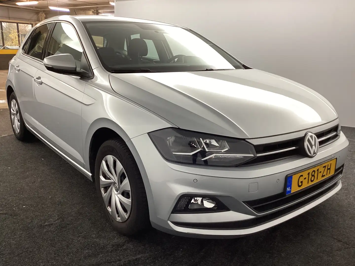Volkswagen Polo 1.0 TSI Comfortline | DSG | Navi | Carplay |* Grijs - 2