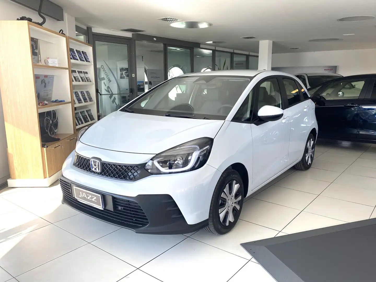 Honda Jazz 1.5 122 CV Hybrid Automatica Elegance Weiß - 1
