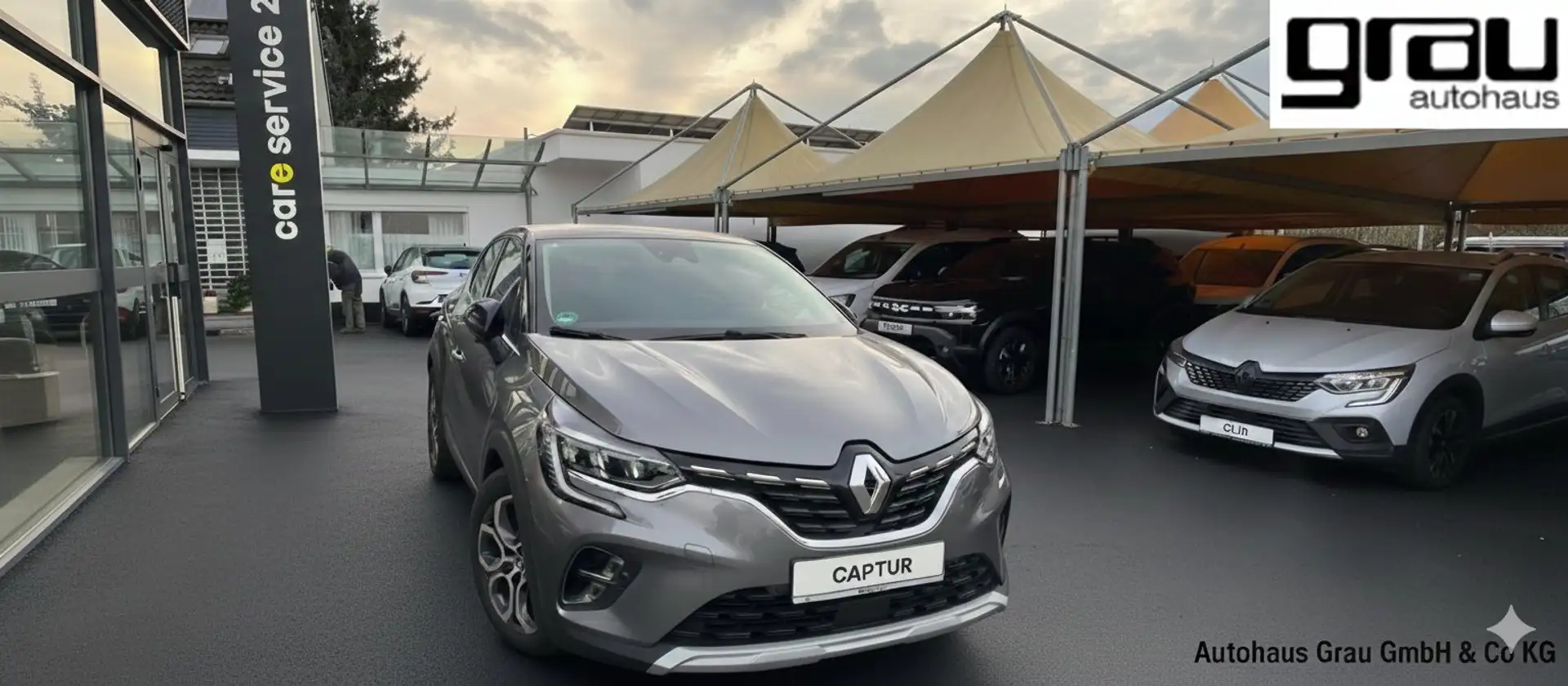 Renault Captur Intens Tce 140 EDC Mild Hybrid Allwetter Grau - 1