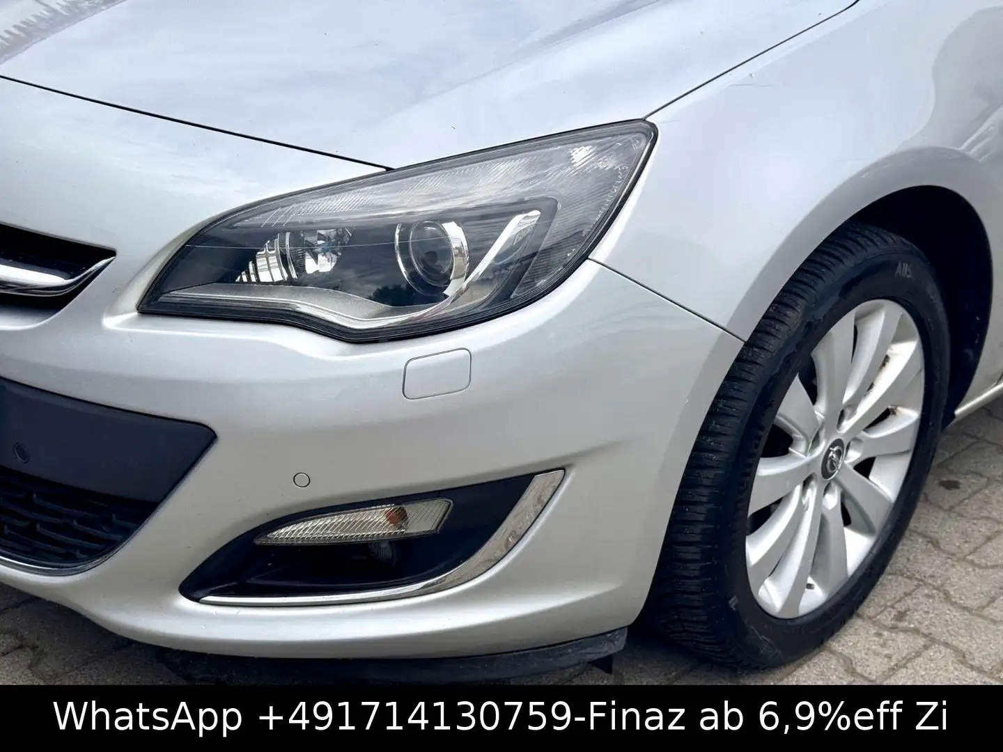 Opel Astra Sports Exklusiv-AUT-KLIM-SHZ-AHK-XENON-SpH Silber - 2
