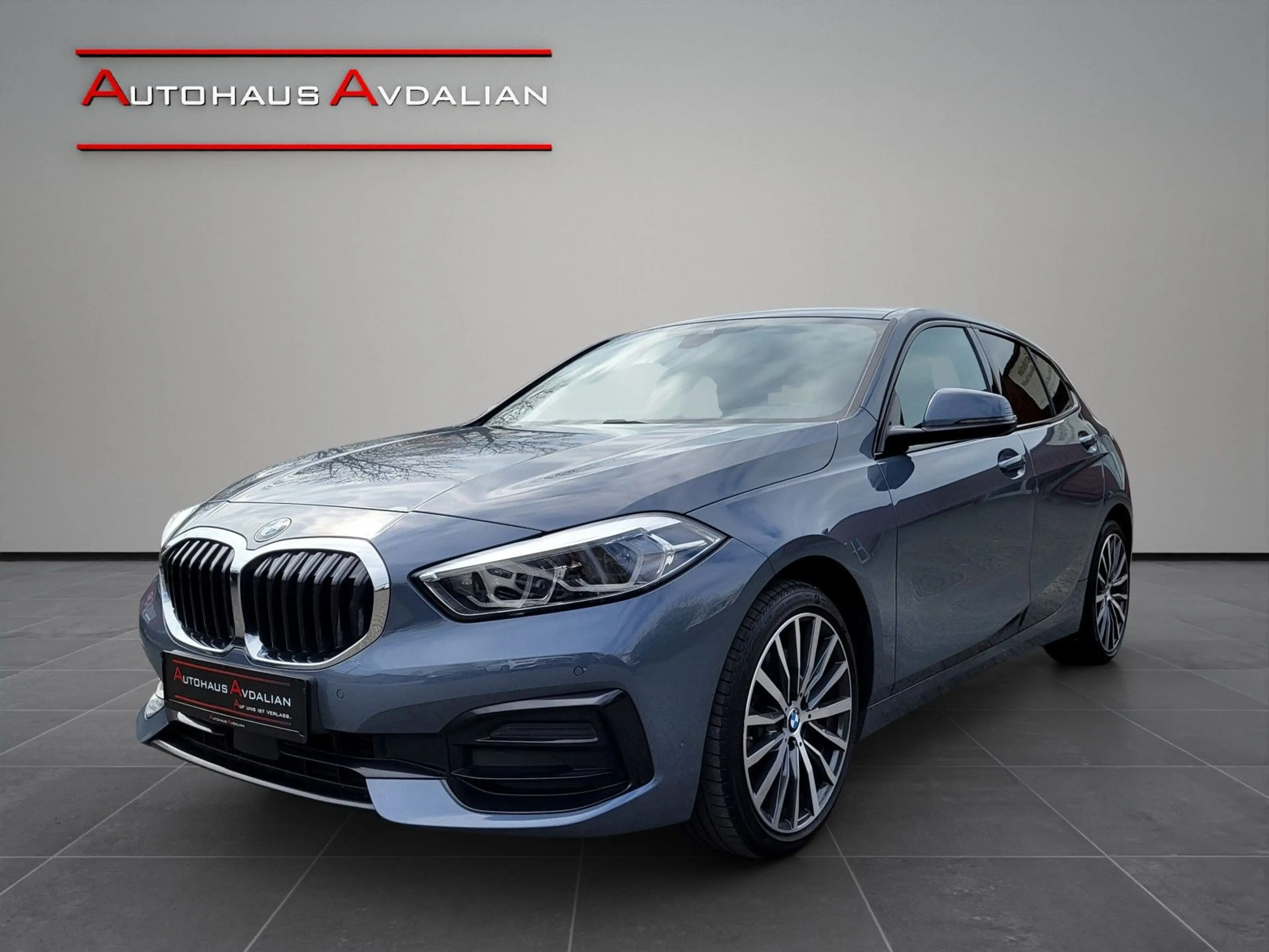 BMW 120 d Limousine Sport Line SHADOW-LINE|LED|18"