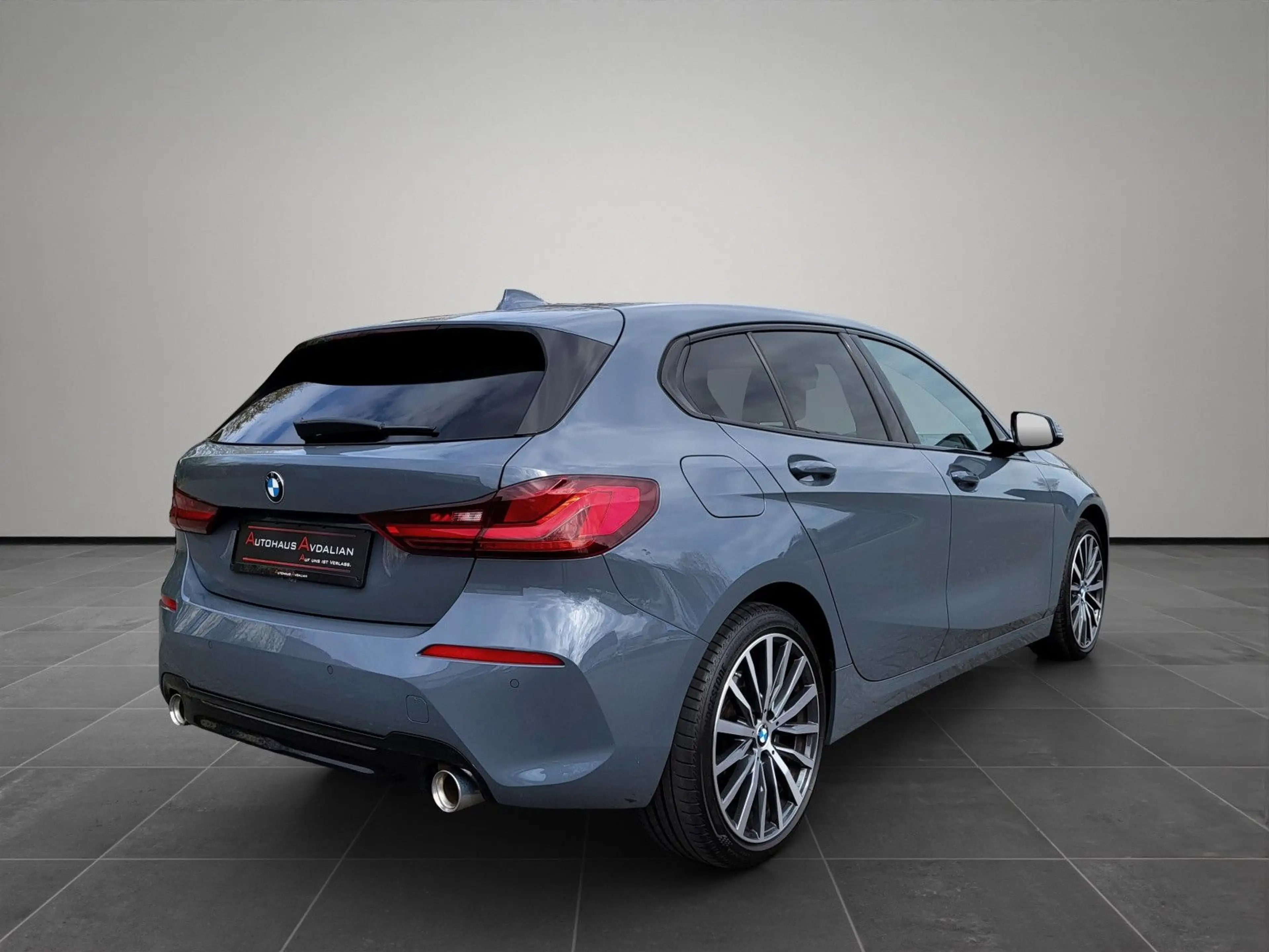 BMW 120 d Limousine Sport Line SHADOW-LINE|LED|18" — photo 5