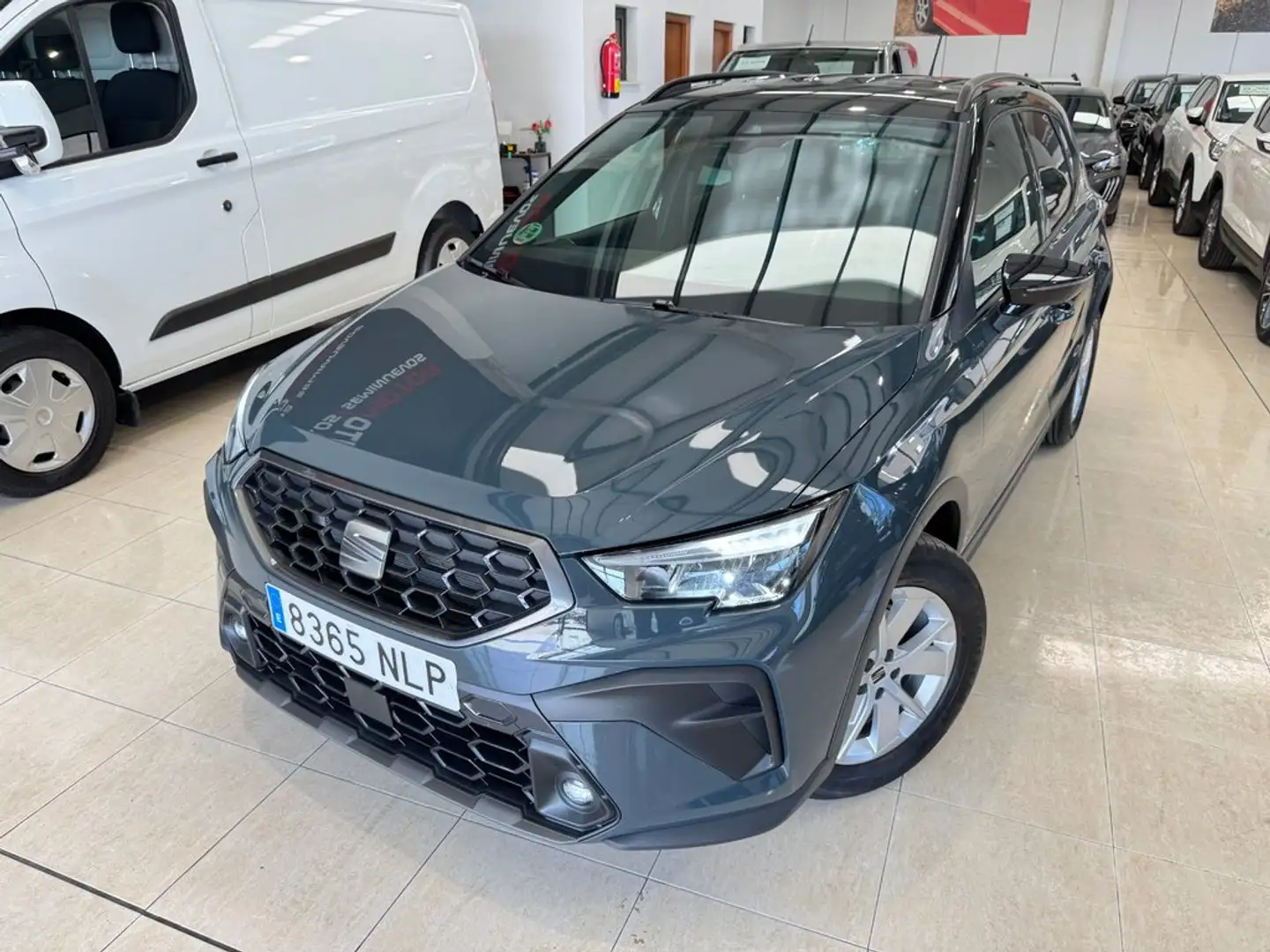 SEAT Arona 1.0 TSI 85kW (115CV) S&S DSG Style+ Gris - 1