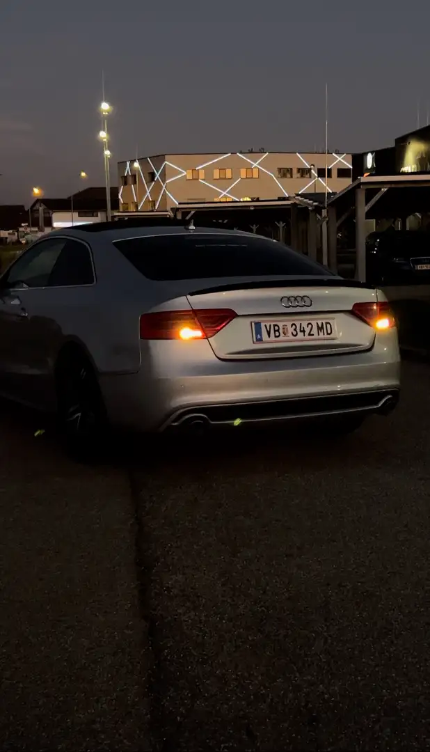 Audi A5 Coupé 3,0 TDI V6 Silber - 2