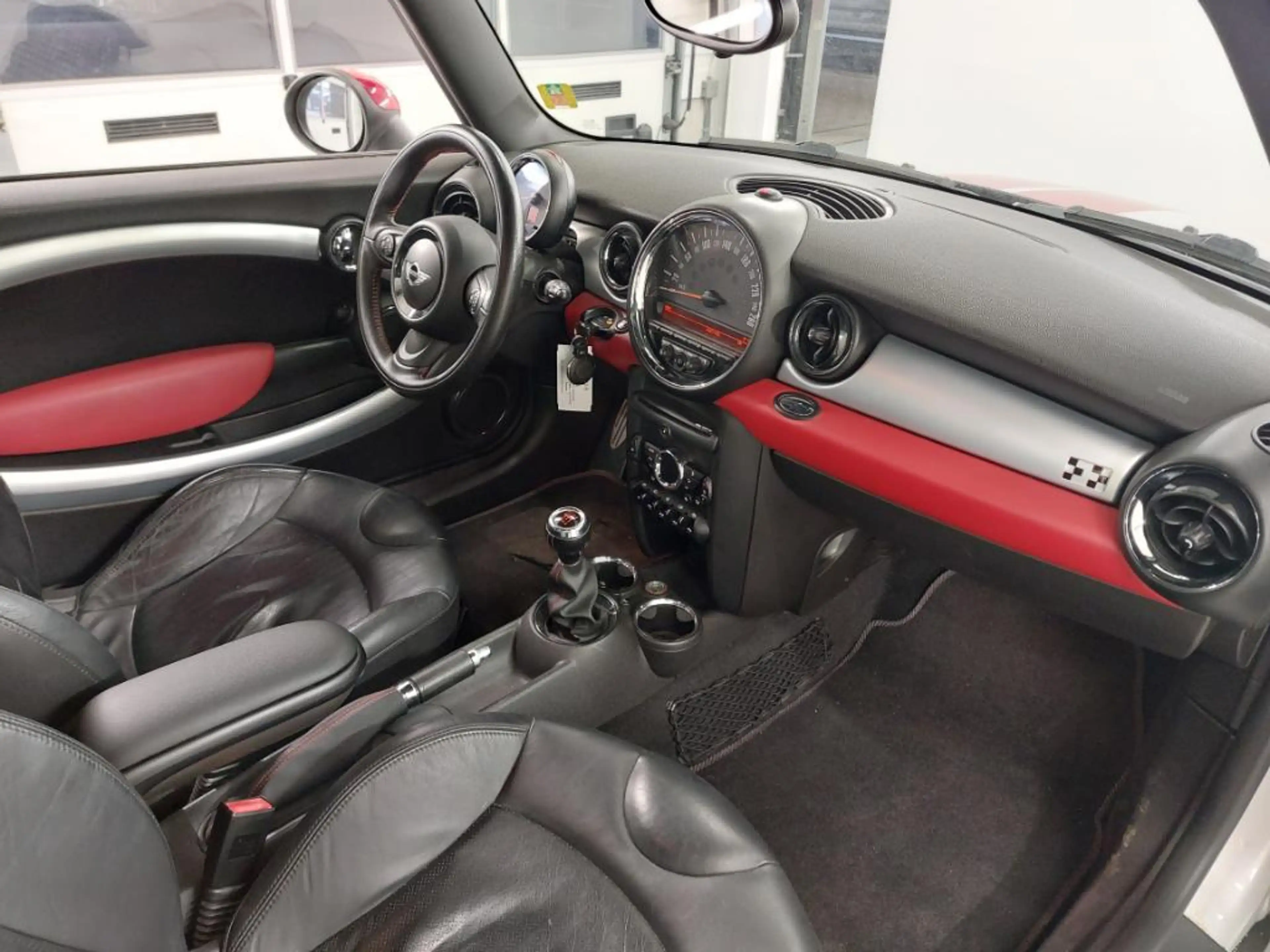 MINI John Cooper Works Clubman Mini 1.6 Chili — photo 6
