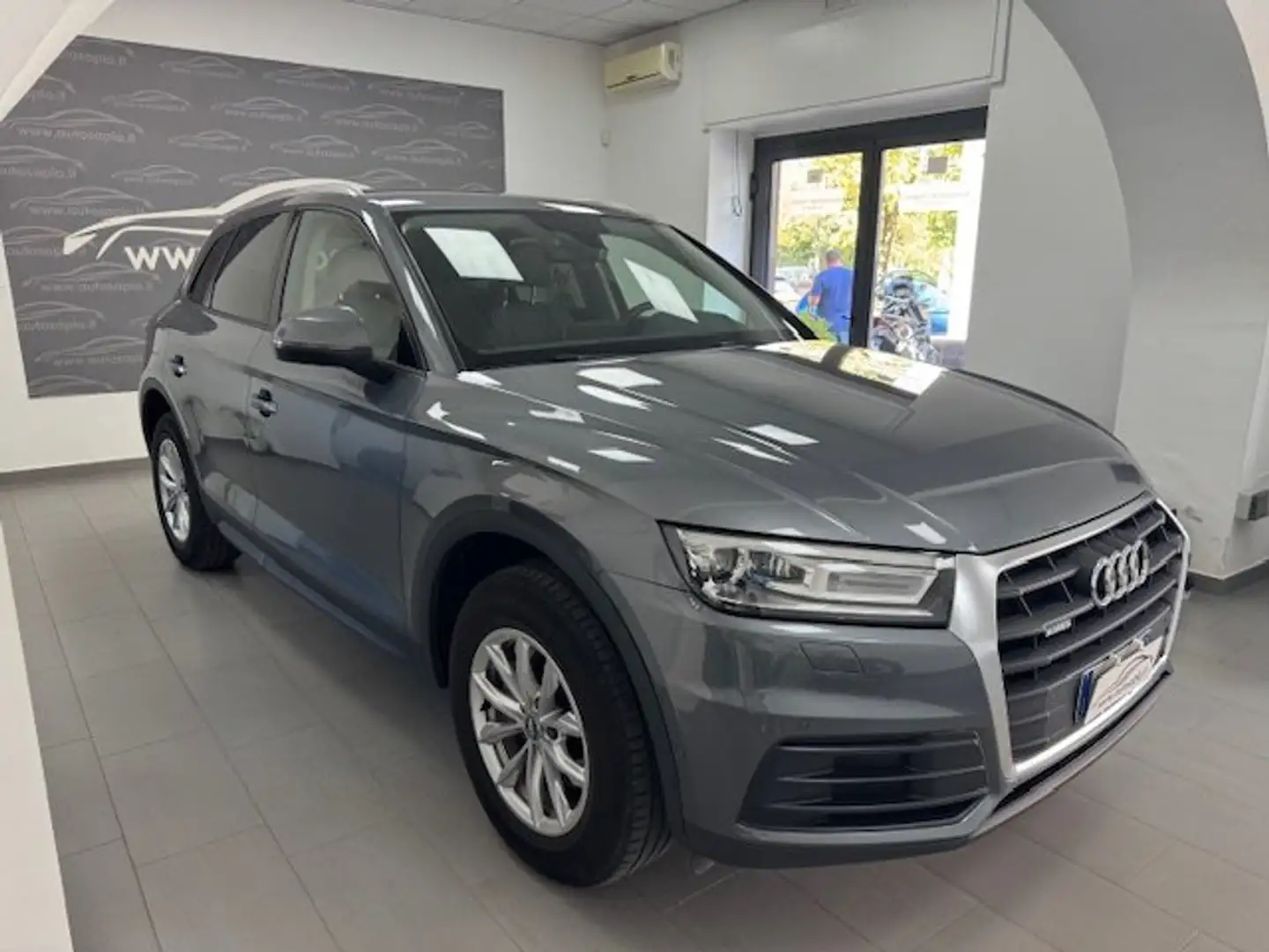 Audi Q5 Q5 35 2.0 tdi Business quattro 163cv s-tronic Grigio - 2