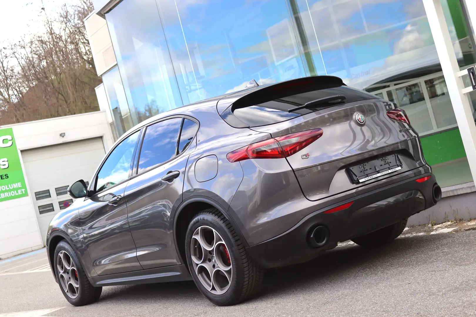 Alfa Romeo Stelvio 2.2JTD Q4 AWD 190CV GPS CAMERA CUIR XENON CLIM '19 Szürke - 2