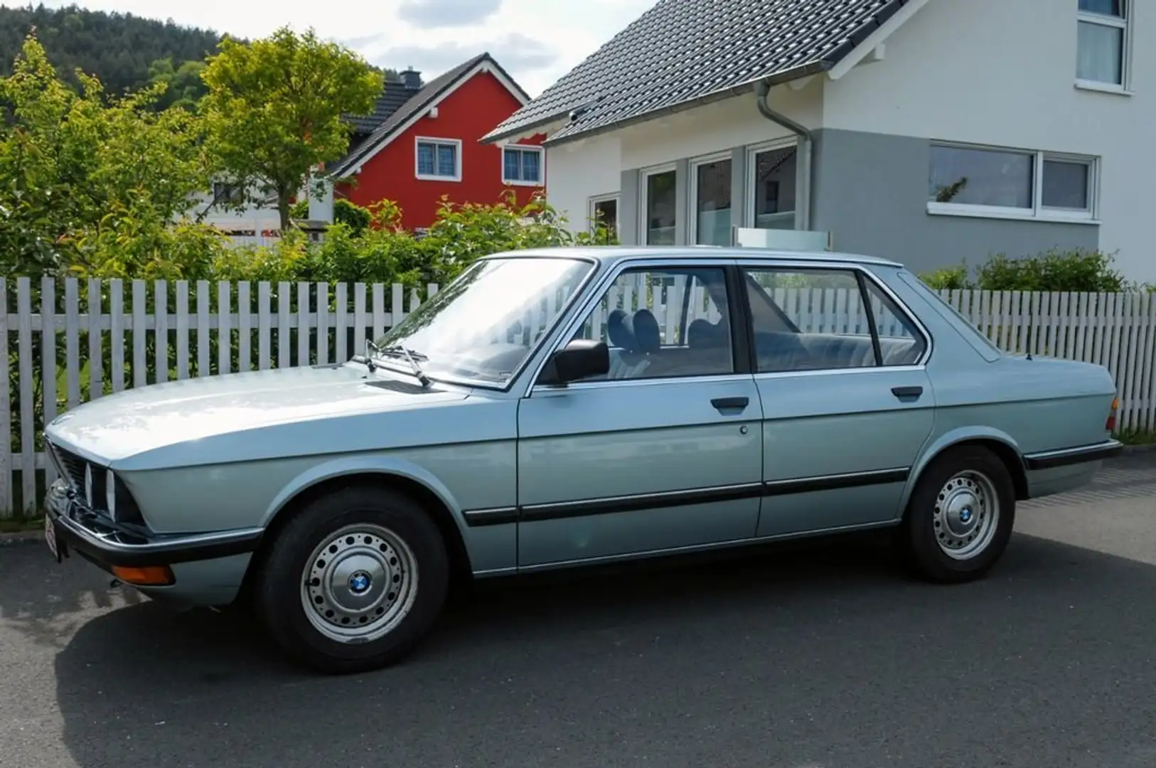 BMW 520 - 1