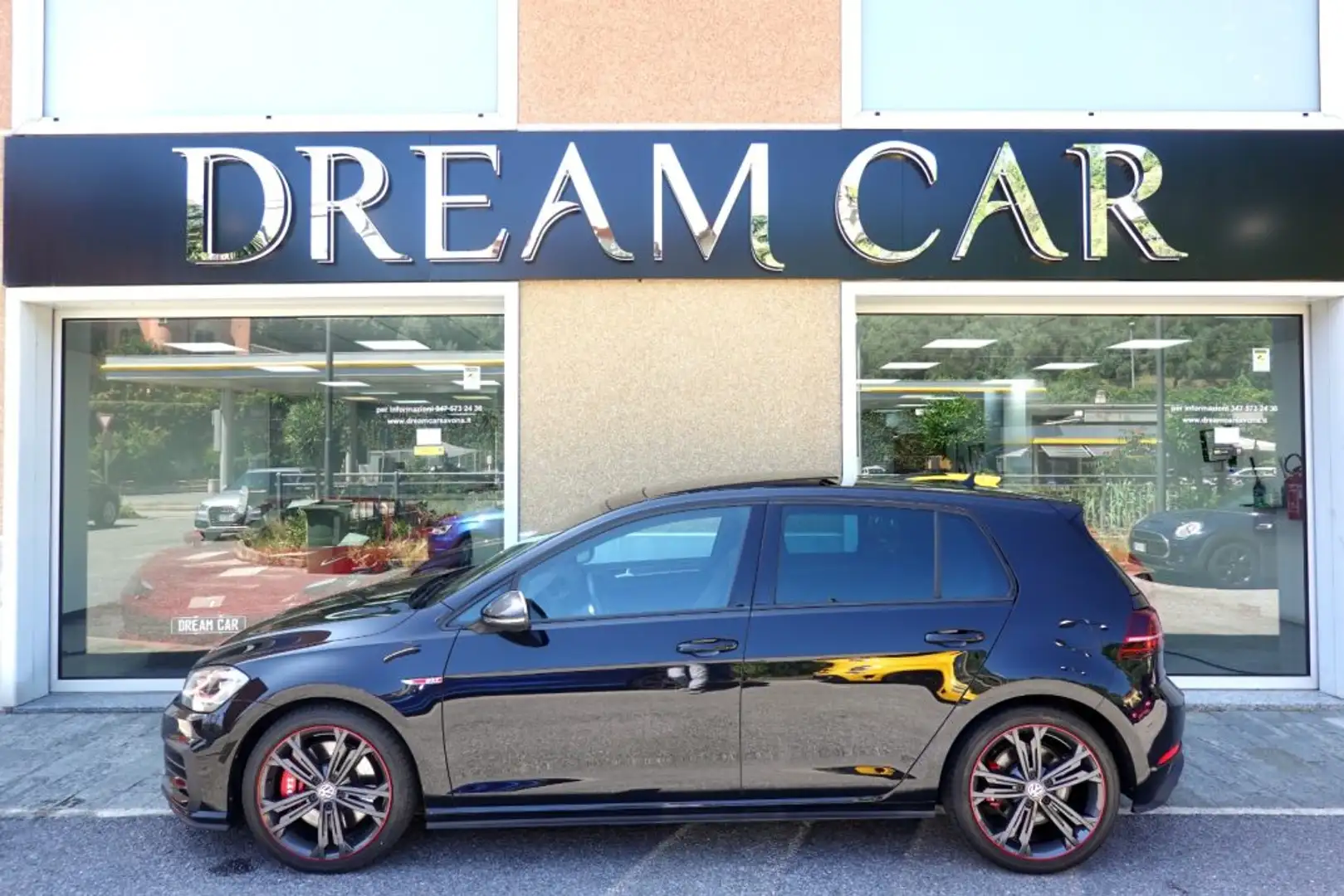 Volkswagen Golf GTI Performance 2.0 245CV DSG 5p. TETTO-PELLE-GANCIO Nero - 2