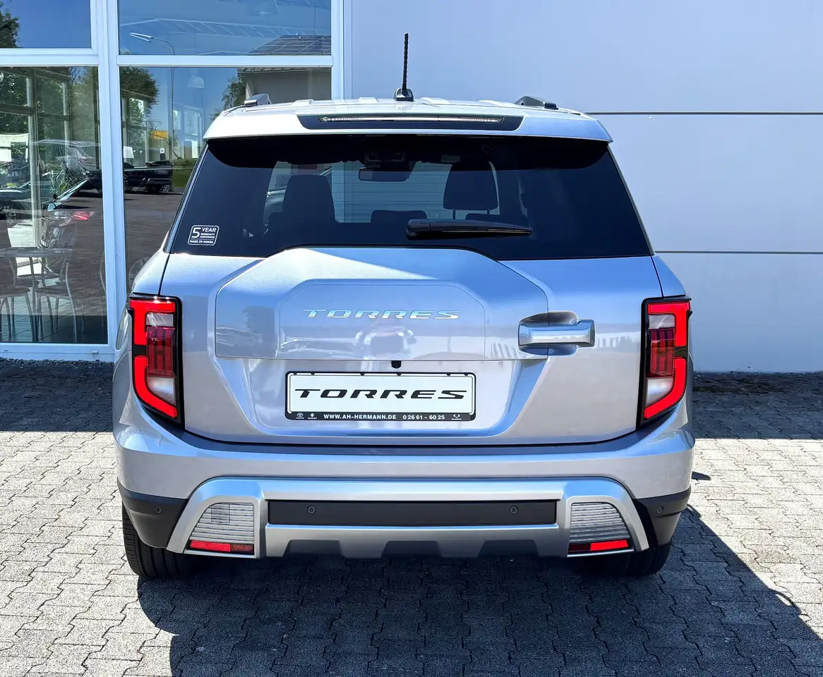 SsangYong Torres 1.5 SAPPHIRE 4WD AT LEDER NAVI KAMERA TEMPOMAT 20' 5